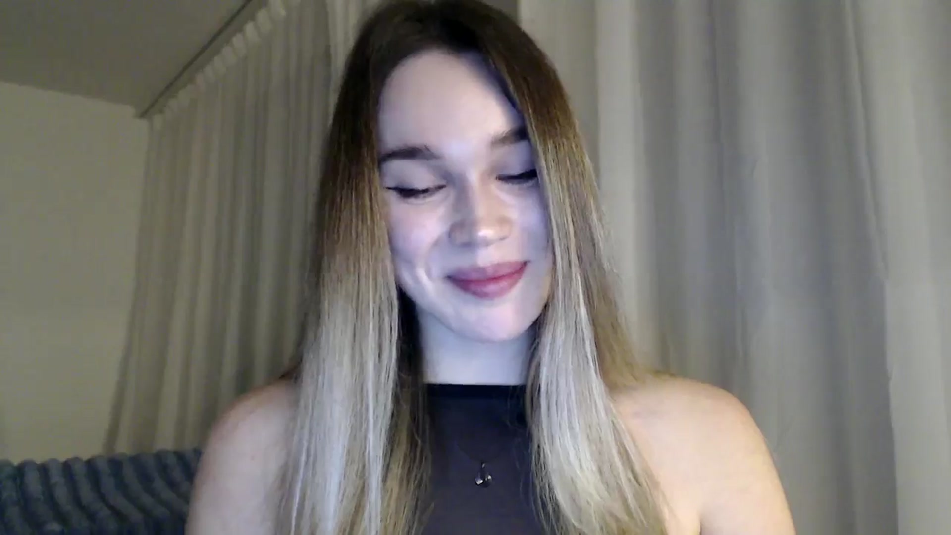Gallery image thumbnail from Ooh_Cassie's myfreecams stream on, 03/26/2026, 21:30 image 20 of 20
