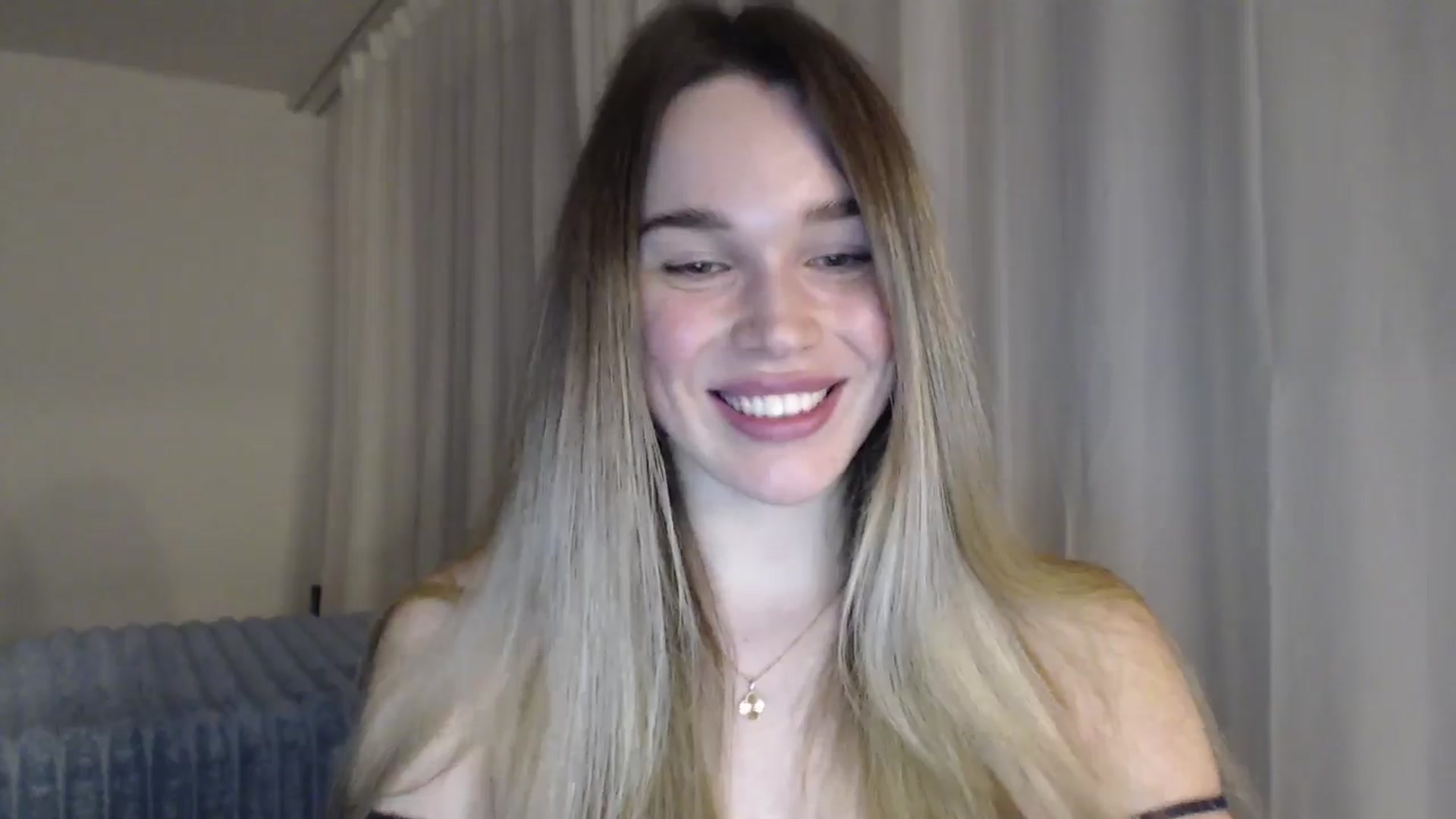Gallery image thumbnail from Ooh_Cassie's myfreecams stream on, 03/31/2026, 21:15 image 19 of 20