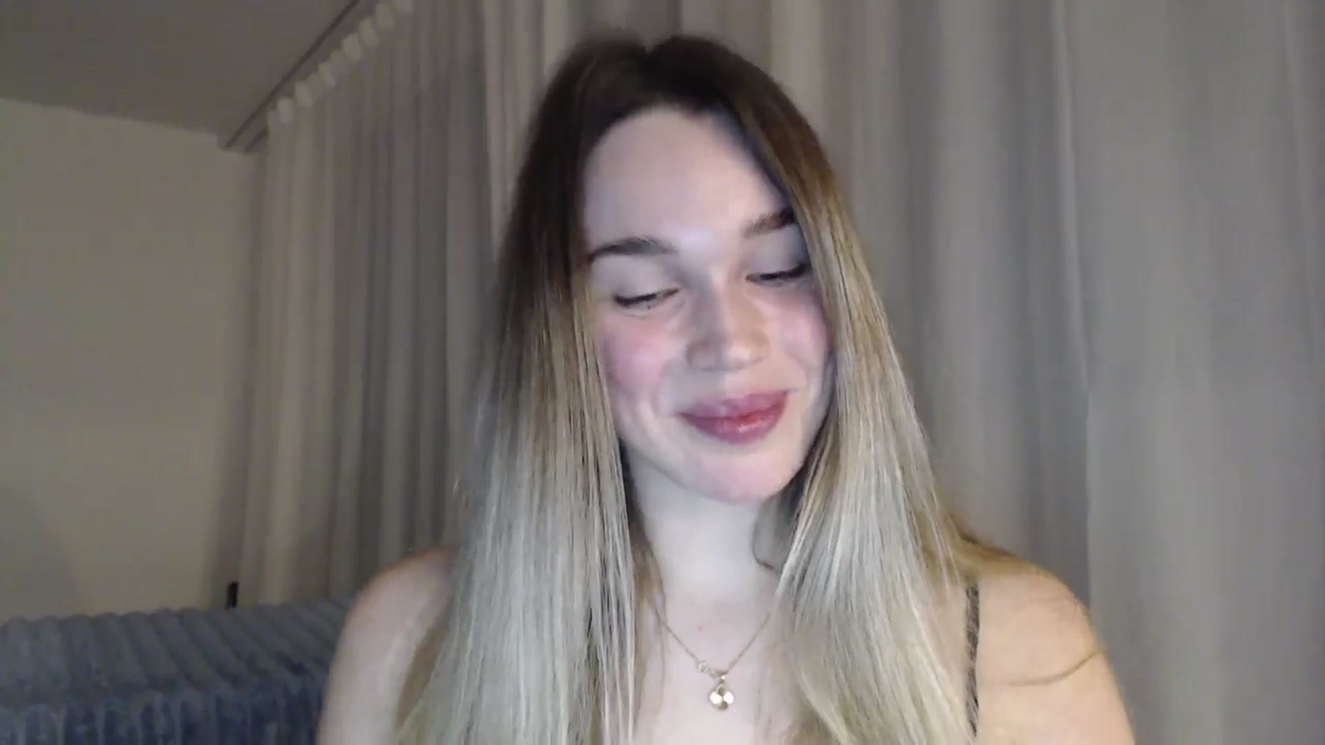 Gallery image thumbnail from Ooh_Cassie's myfreecams stream on, 03/31/2026, 21:15 image 6 of 20
