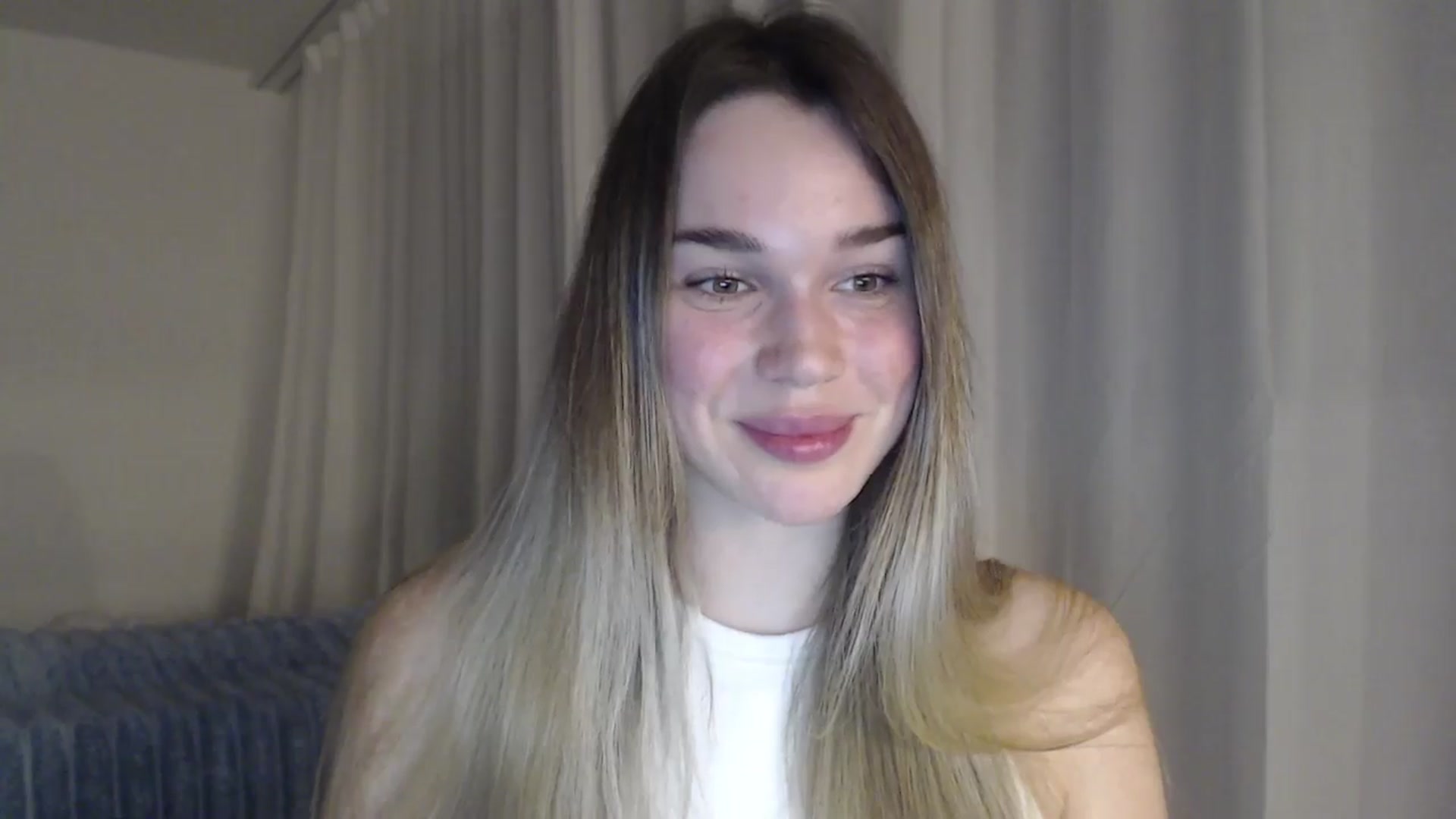 Gallery image thumbnail from Ooh_Cassie's myfreecams stream on, 04/08/2026, 19:48 image 5 of 20