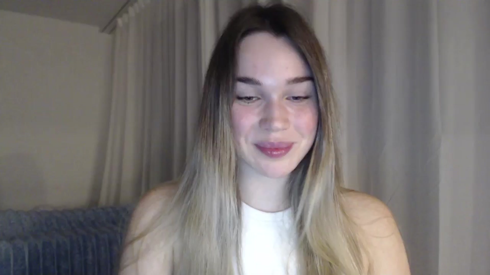 Gallery image thumbnail from Ooh_Cassie's myfreecams stream on, 04/08/2026, 19:48 image 3 of 20