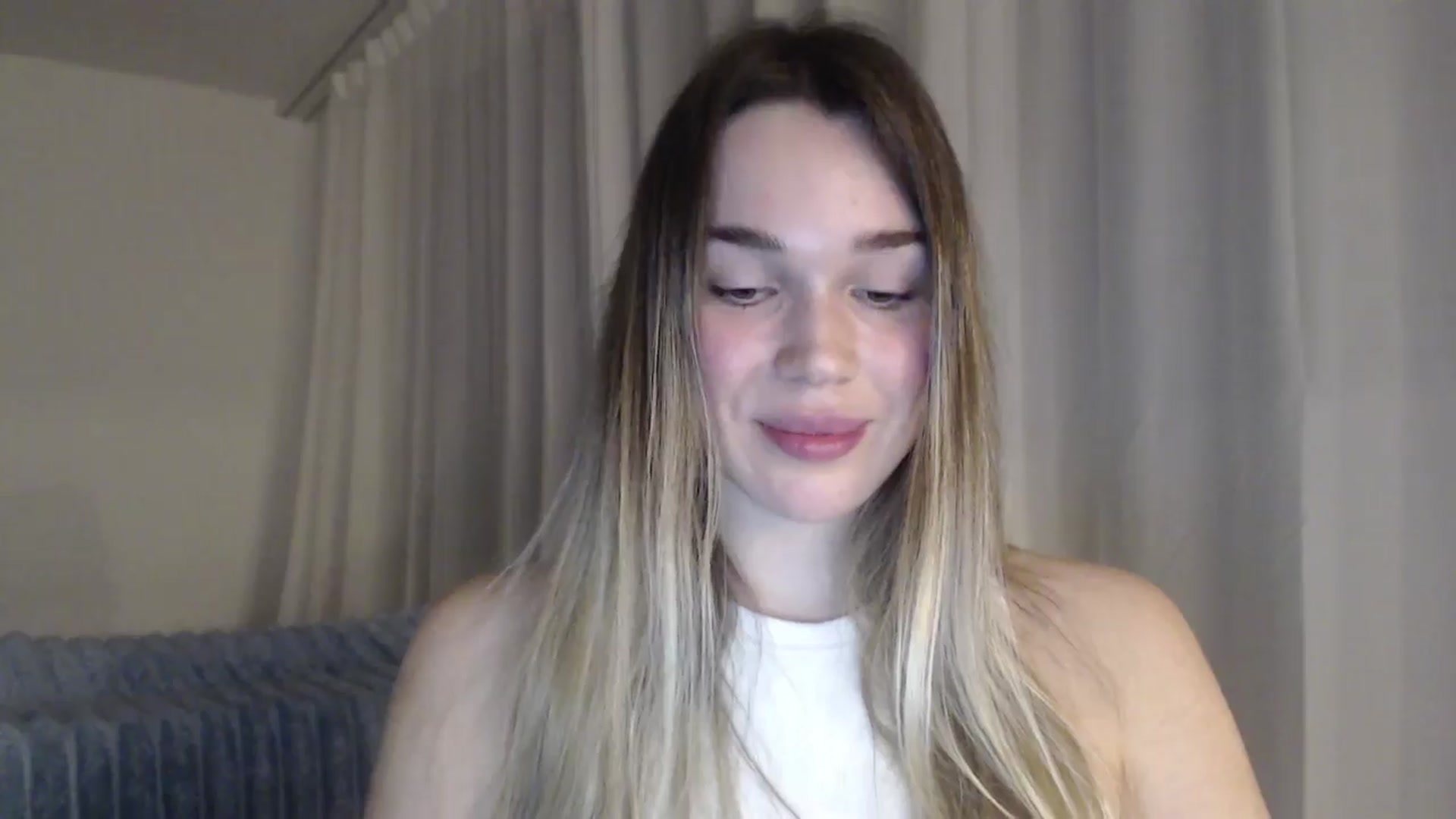 Gallery image thumbnail from Ooh_Cassie's myfreecams stream on, 04/08/2026, 19:48 image 20 of 20