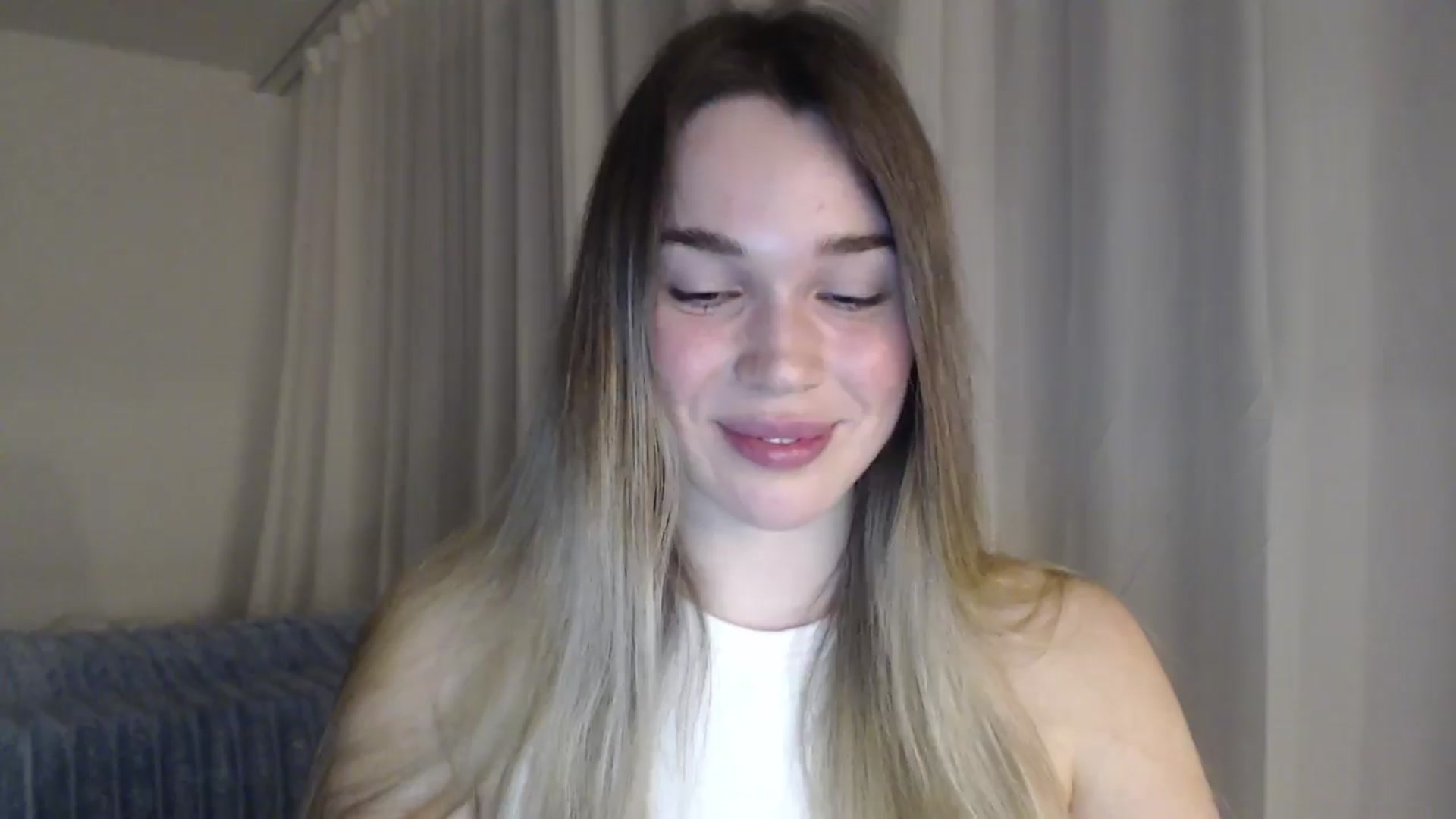 Gallery image thumbnail from Ooh_Cassie's myfreecams stream on, 04/08/2026, 19:48 image 6 of 20