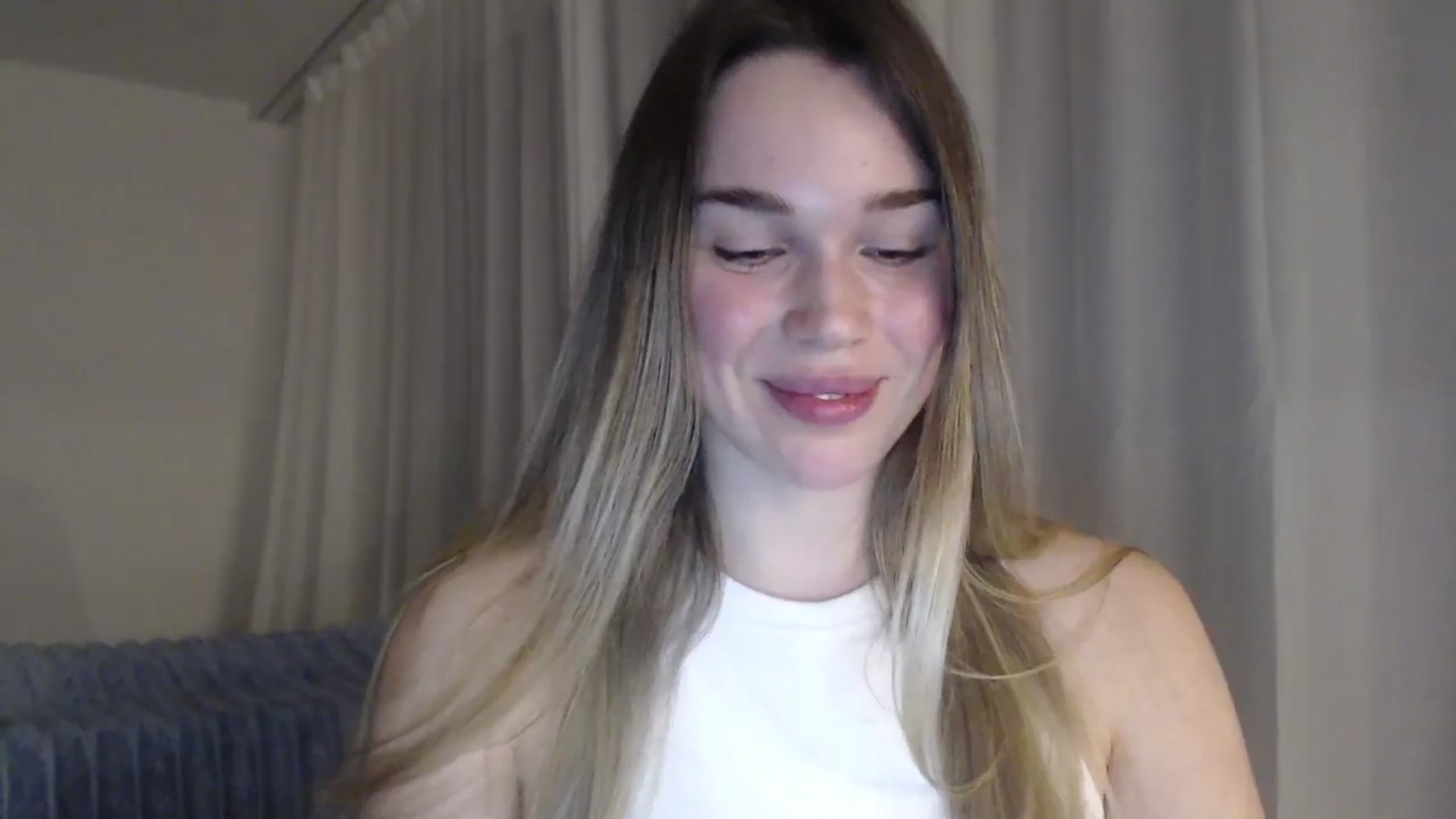 Gallery image thumbnail from Ooh_Cassie's myfreecams stream on, 04/08/2026, 19:48 image 12 of 20