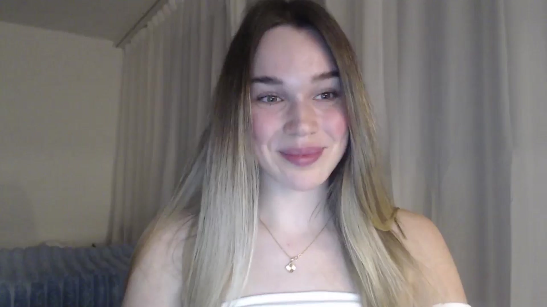 Gallery image thumbnail from Ooh_Cassie's myfreecams stream on, 04/09/2026, 18:58 image 8 of 20