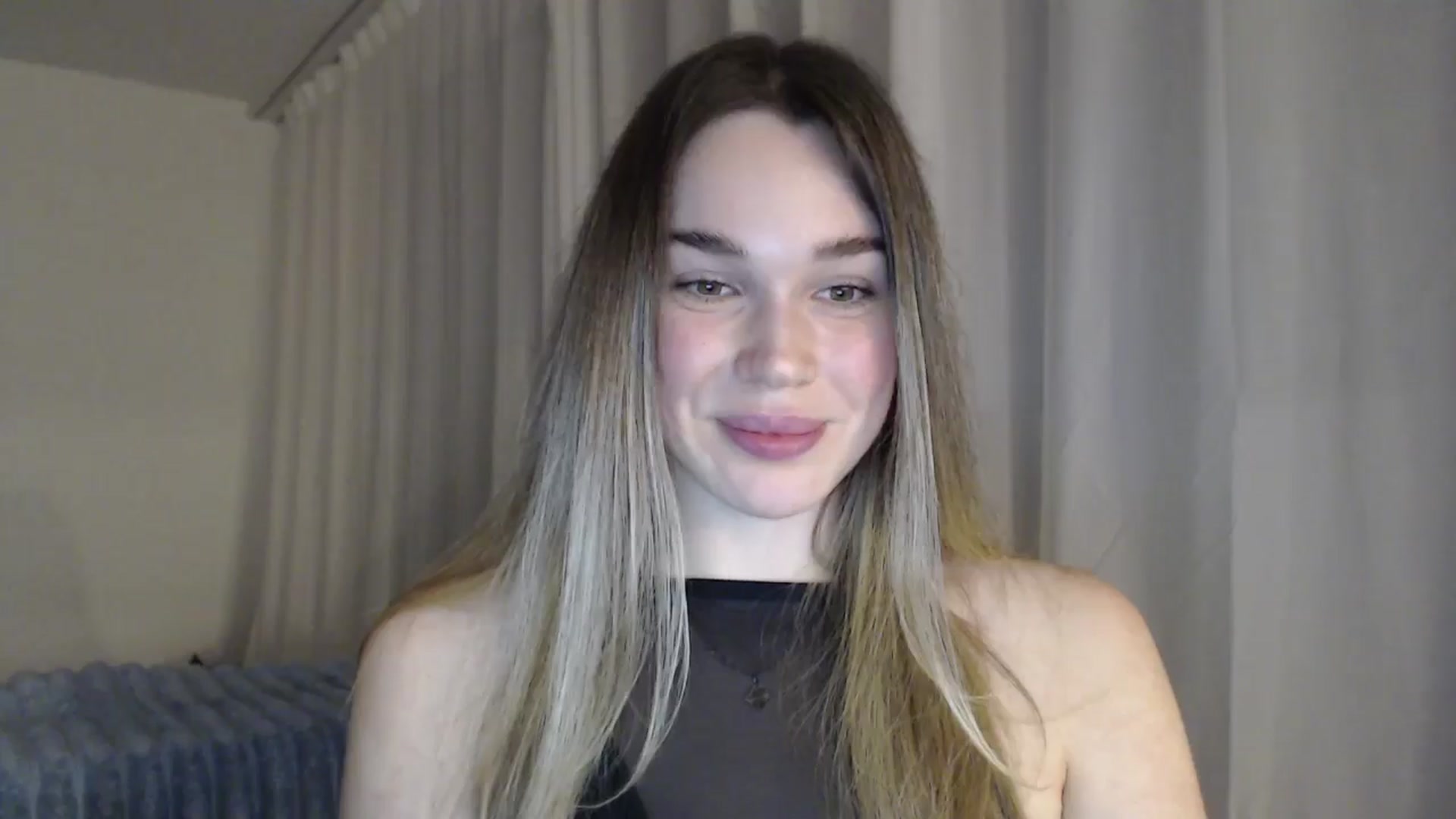 Gallery image thumbnail from Ooh_Cassie's myfreecams stream on, 04/11/2026, 22:01 image 16 of 20