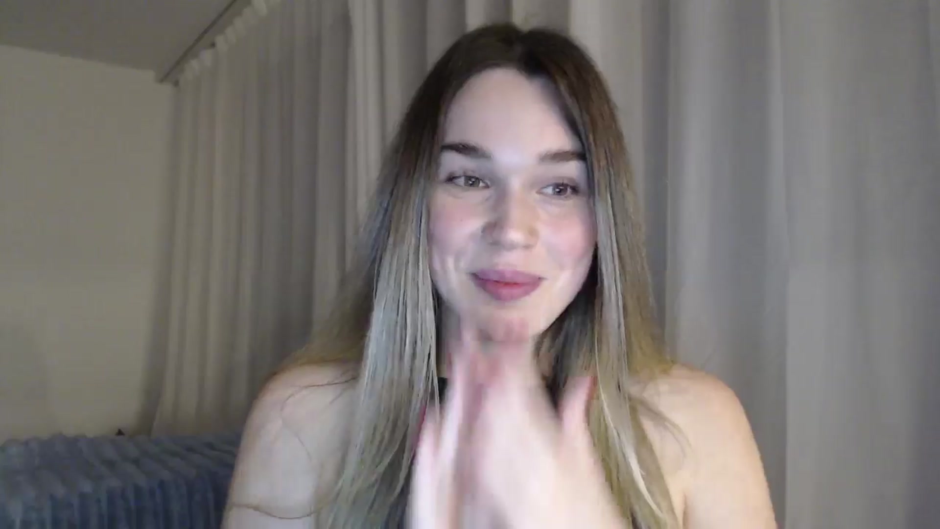 Gallery image thumbnail from Ooh_Cassie's myfreecams stream on, 04/11/2026, 22:01 image 19 of 20