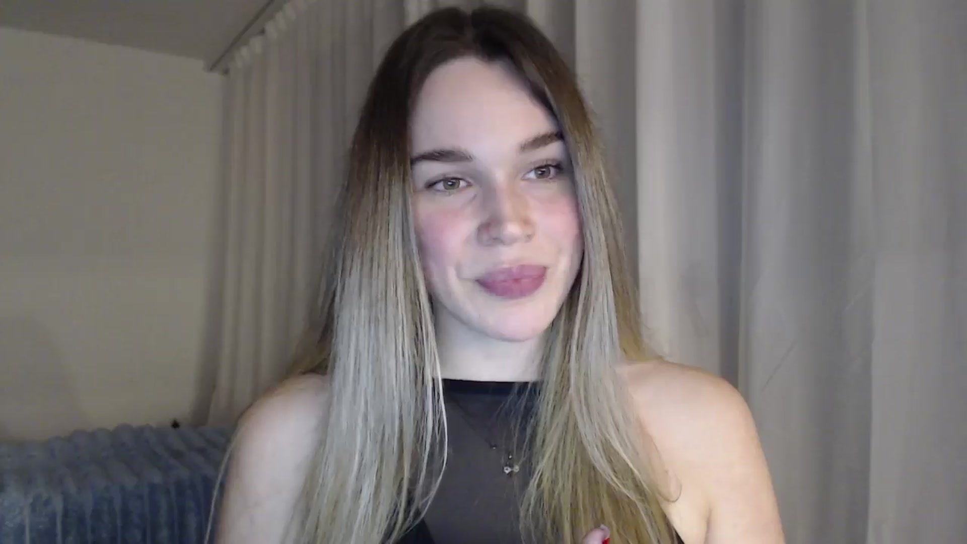 Gallery image thumbnail from Ooh_Cassie's myfreecams stream on, 04/11/2026, 22:01 image 5 of 20