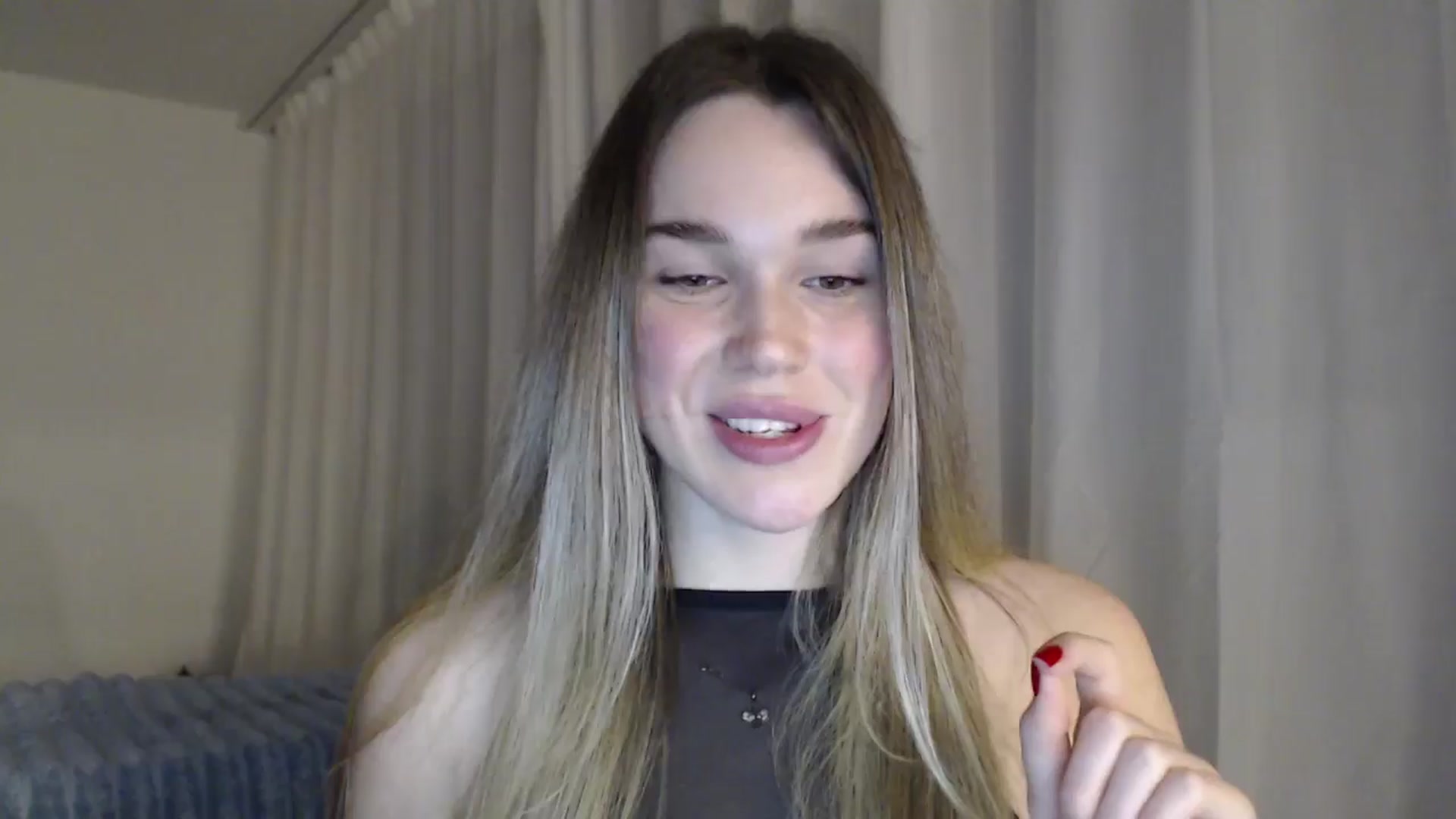 Gallery image thumbnail from Ooh_Cassie's myfreecams stream on, 04/11/2026, 22:01 image 17 of 20