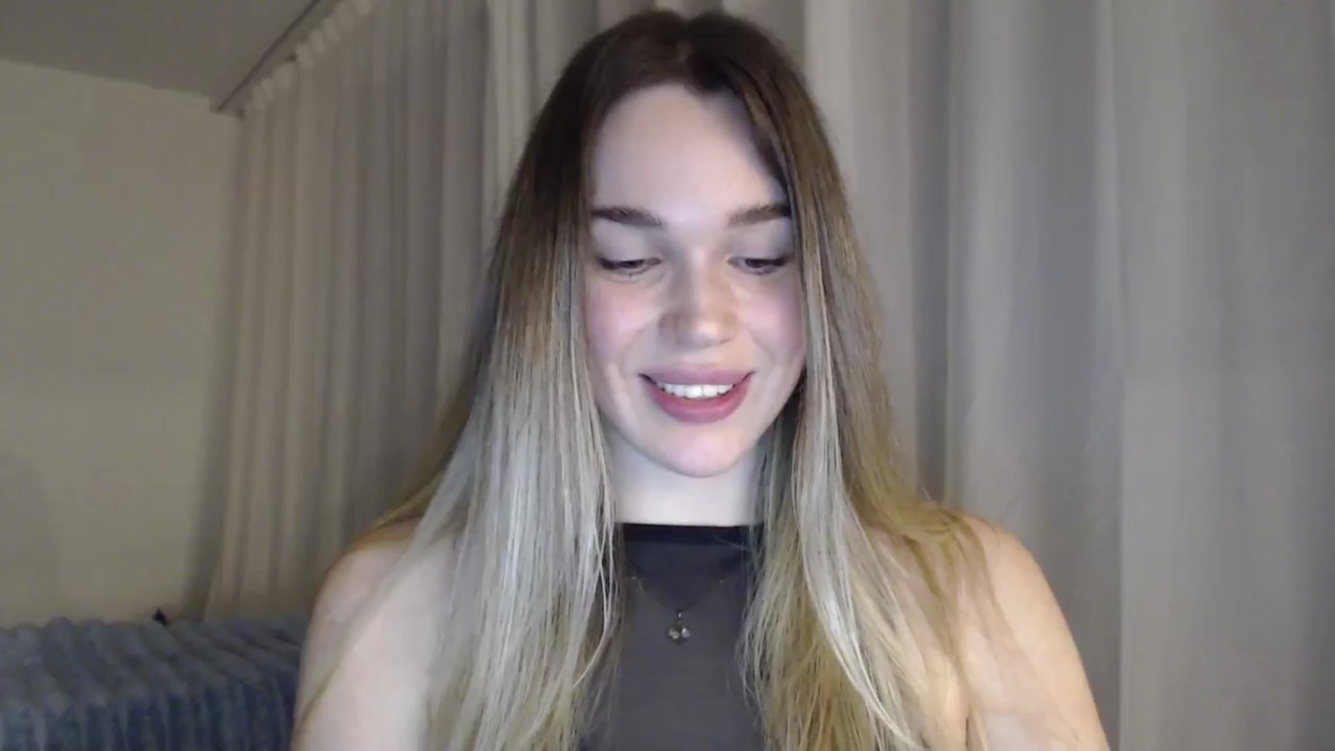 Gallery image thumbnail from Ooh_Cassie's myfreecams stream on, 04/11/2026, 22:01 image 20 of 20
