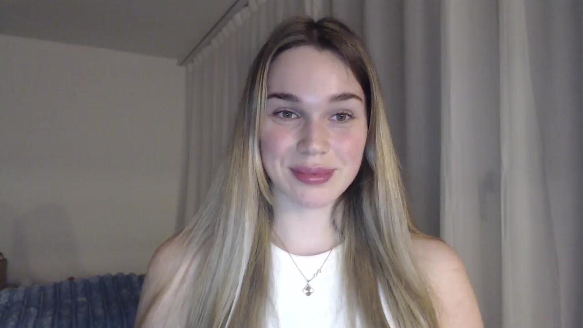 Gallery image thumbnail from Ooh_Cassie's myfreecams stream on, 04/28/2026, 18:34 image 2 of 20
