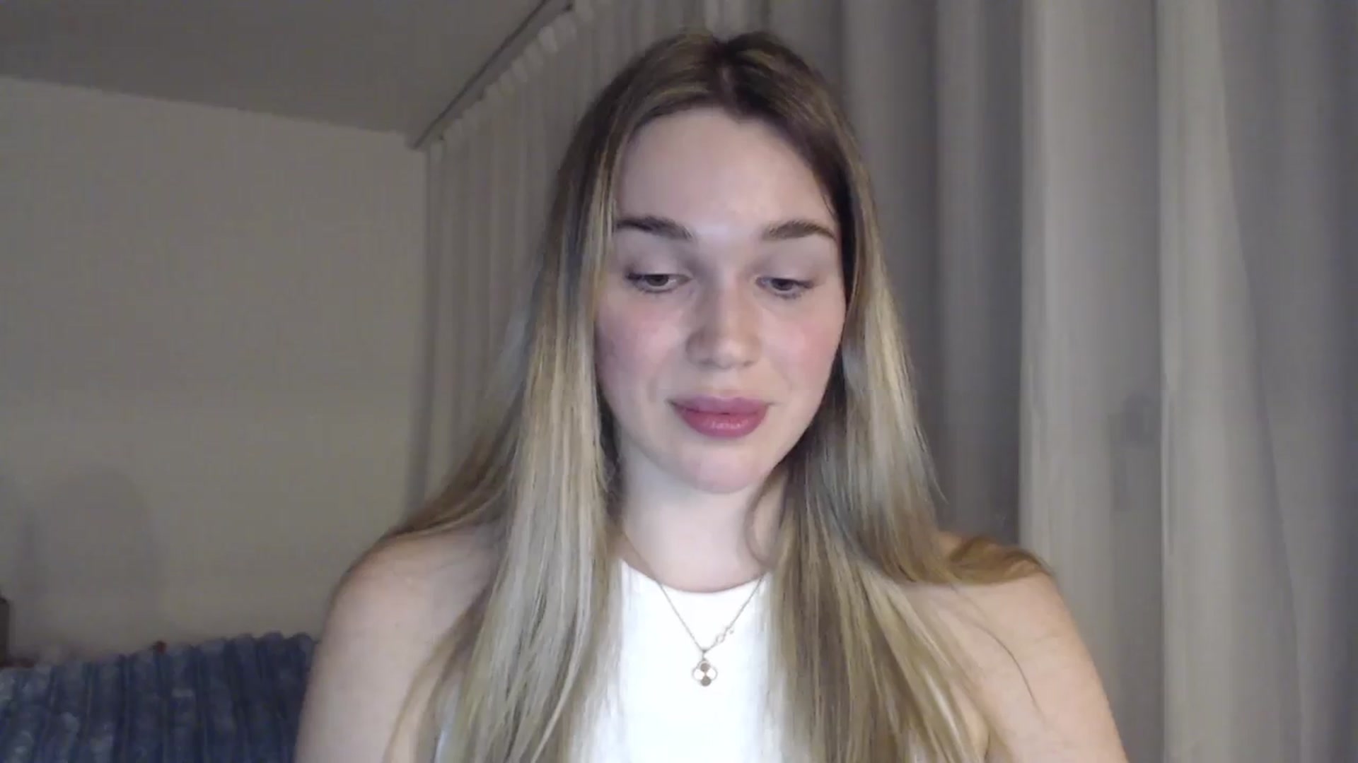 Gallery image thumbnail from Ooh_Cassie's myfreecams stream on, 04/28/2026, 18:34 image 13 of 20