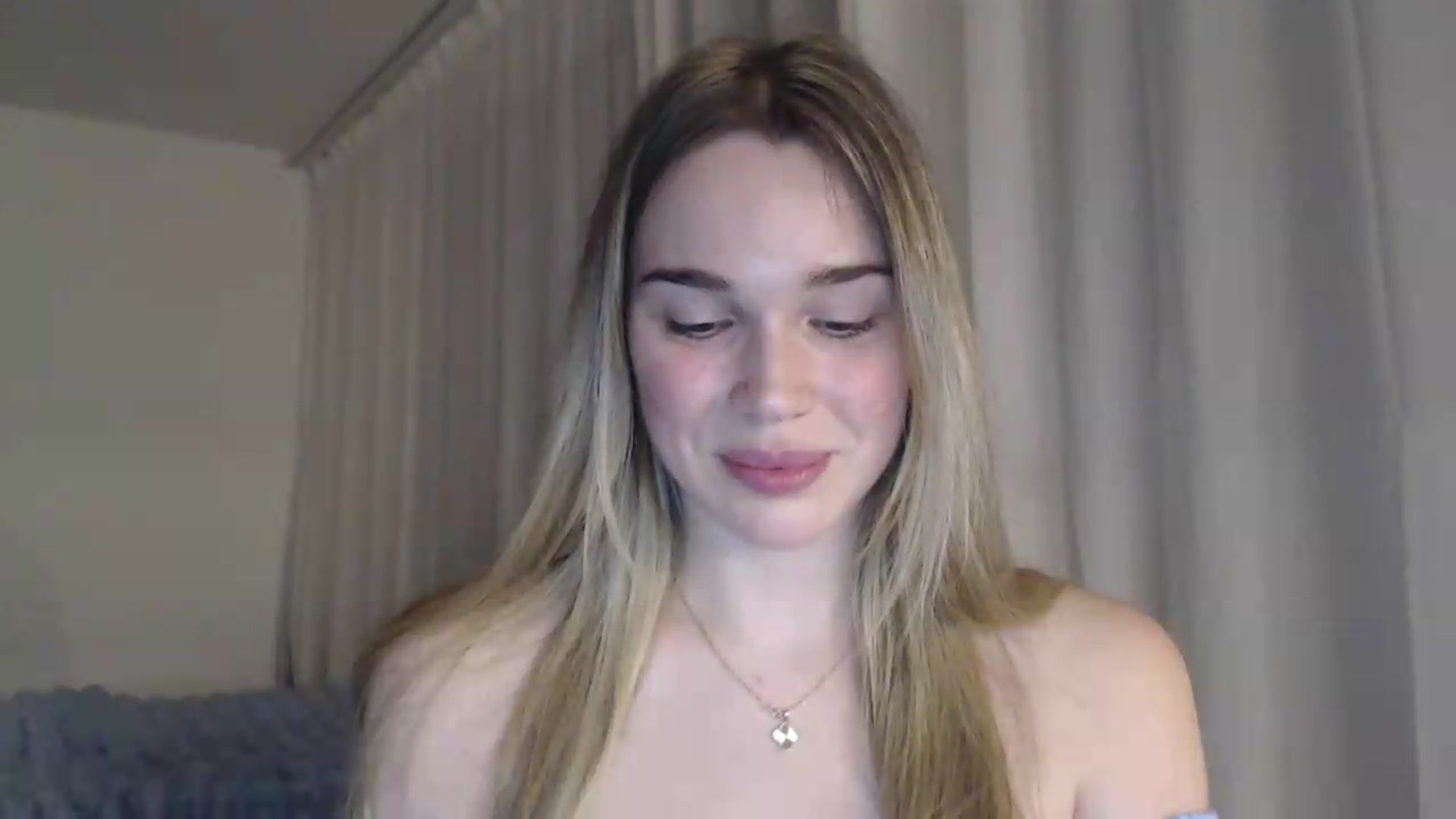 Gallery image thumbnail from Ooh_Cassie's myfreecams stream on, 05/02/2026, 19:55 image 12 of 20