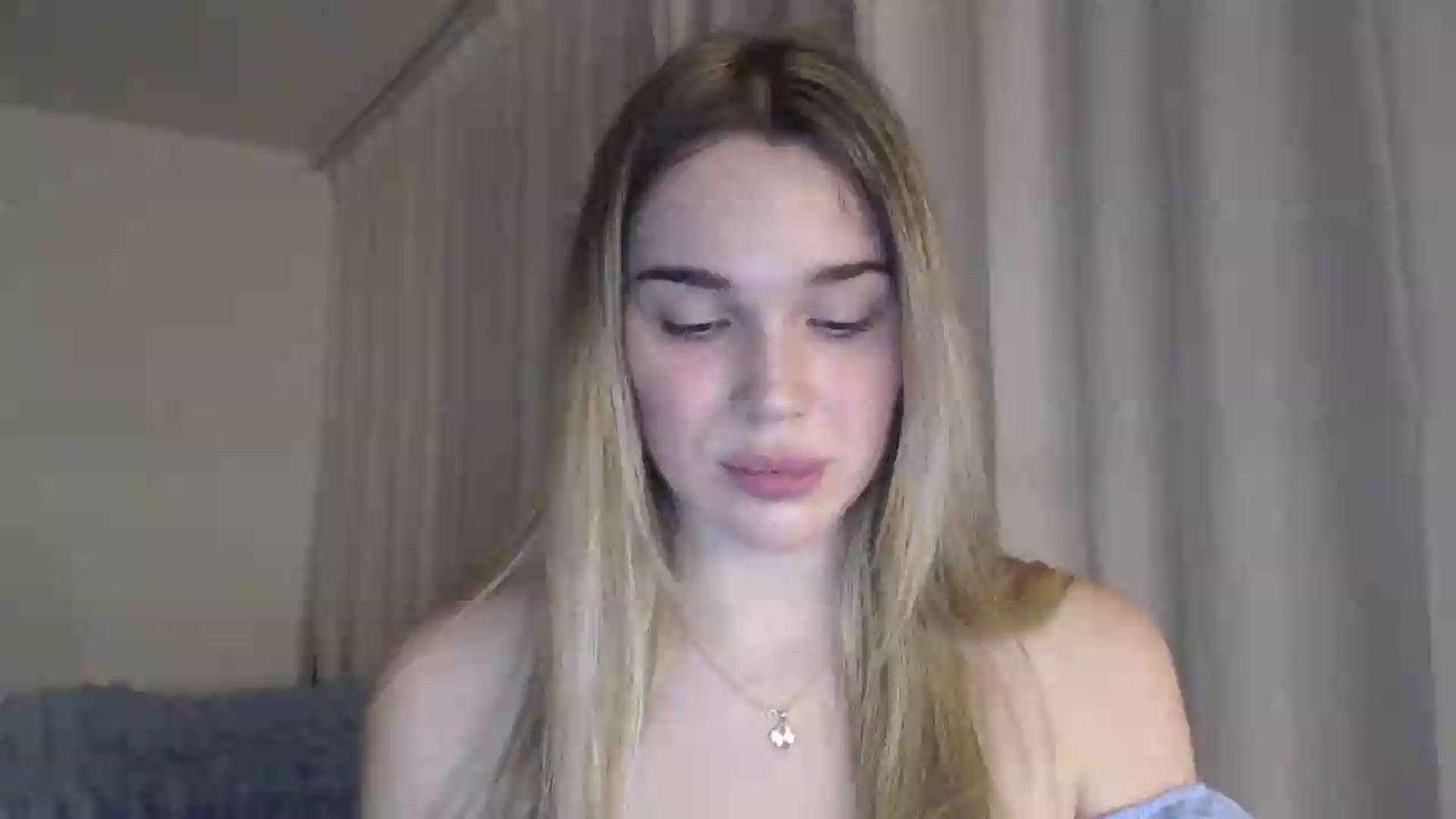 Gallery image thumbnail from Ooh_Cassie's myfreecams stream on, 05/02/2026, 19:55 image 14 of 20