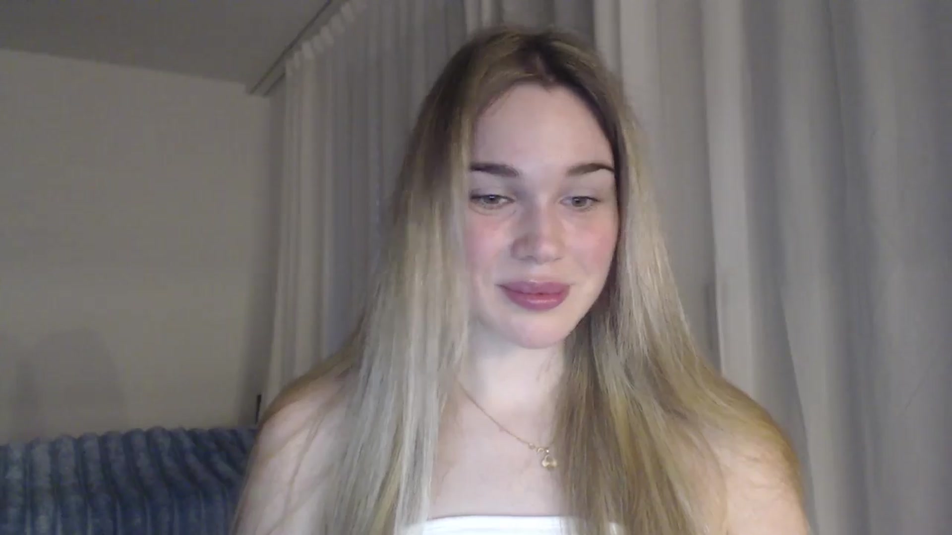 Gallery image thumbnail from Ooh_Cassie's myfreecams stream on, 05/03/2026, 18:04 image 19 of 20