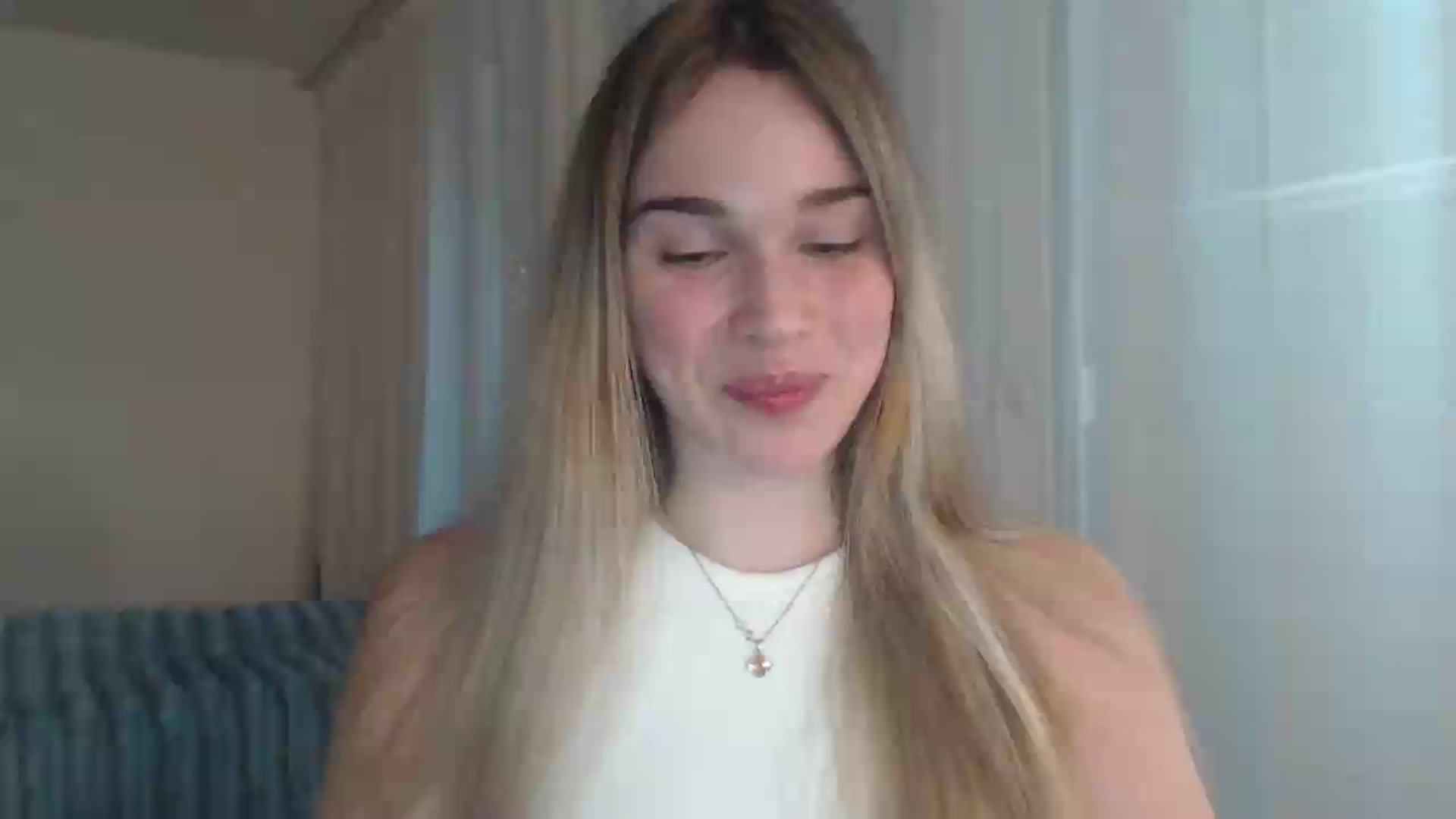 Gallery image thumbnail from Ooh_Cassie's myfreecams stream on, 05/12/2026, 17:37 image 2 of 20