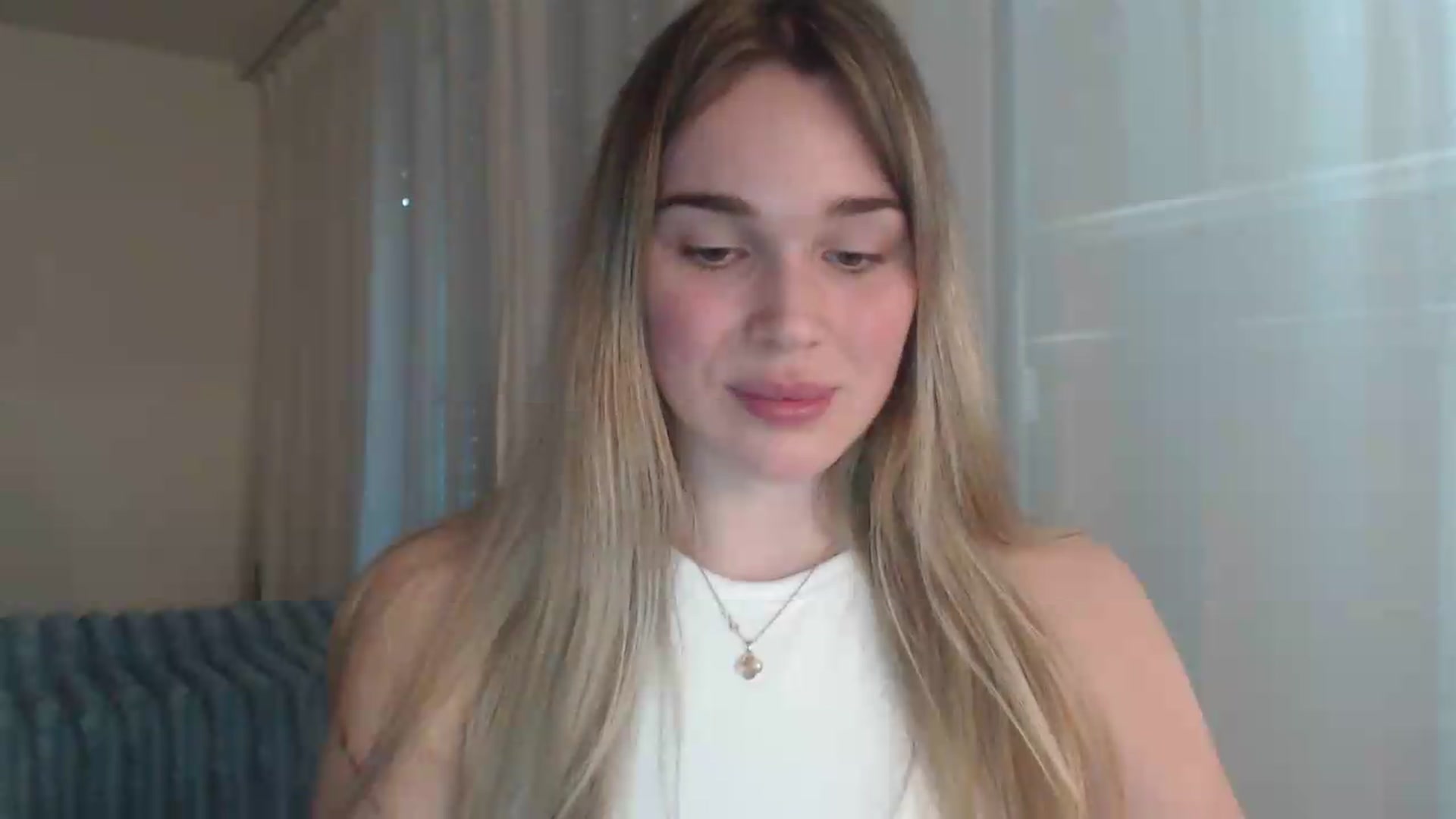 Gallery image thumbnail from Ooh_Cassie's myfreecams stream on, 05/12/2026, 17:37 image 11 of 20