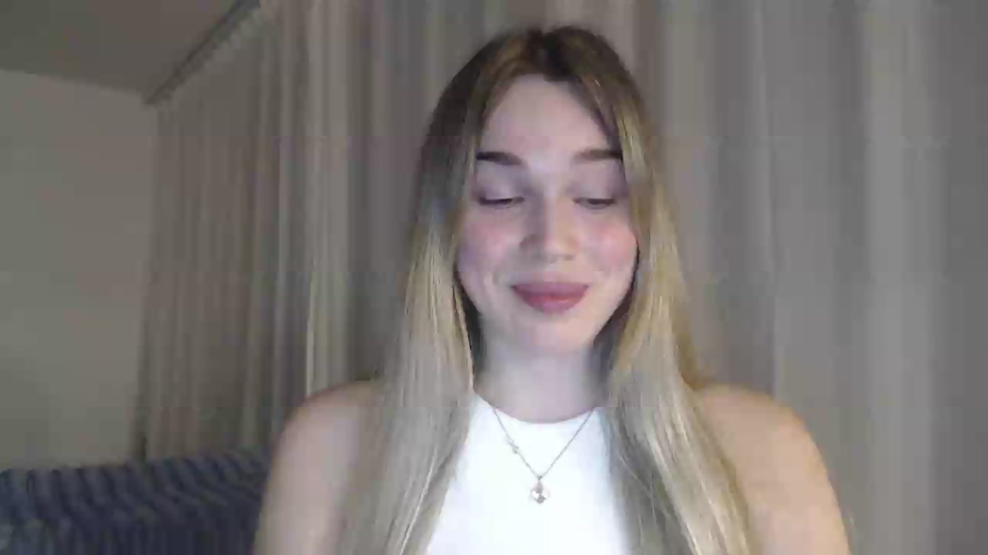 Gallery image thumbnail from Ooh_Cassie's myfreecams stream on, 05/12/2026, 20:05 image 16 of 20