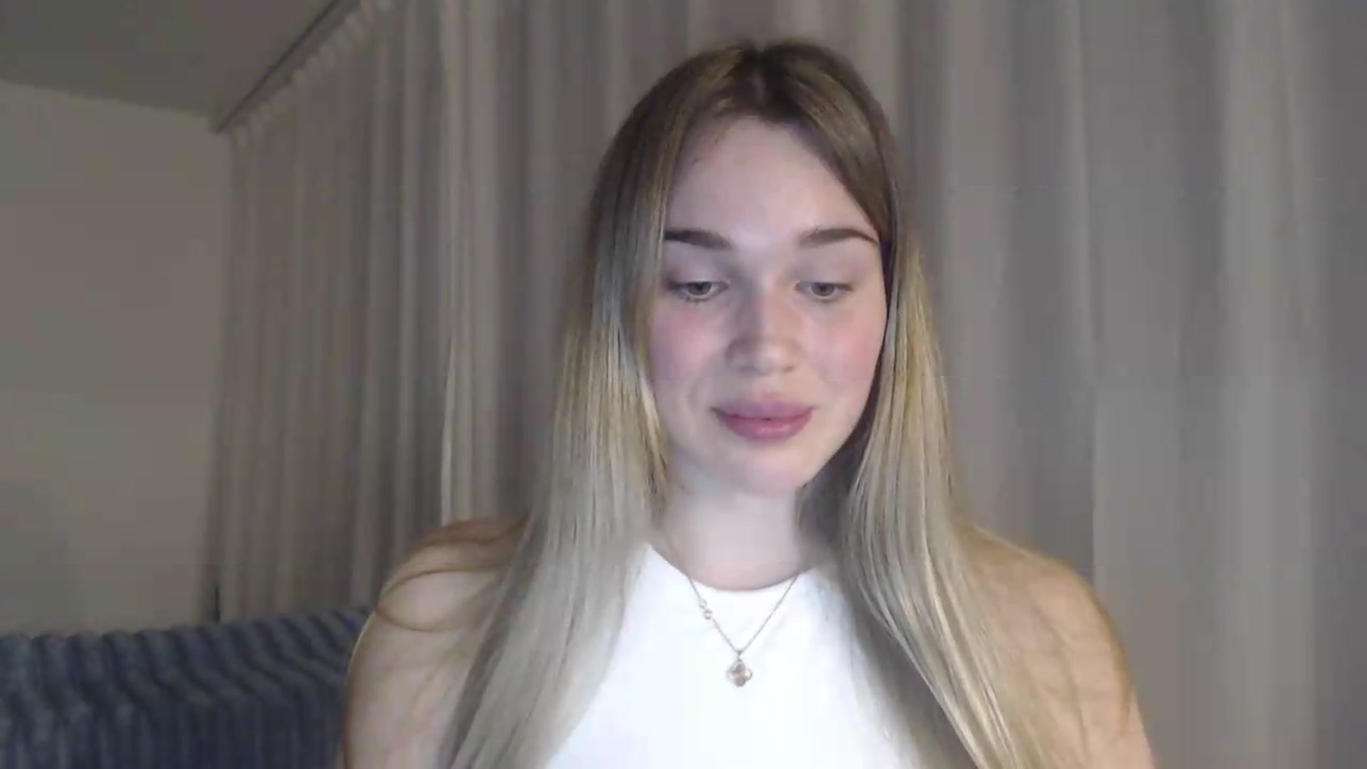 Gallery image thumbnail from Ooh_Cassie's myfreecams stream on, 05/12/2026, 20:05 image 13 of 20