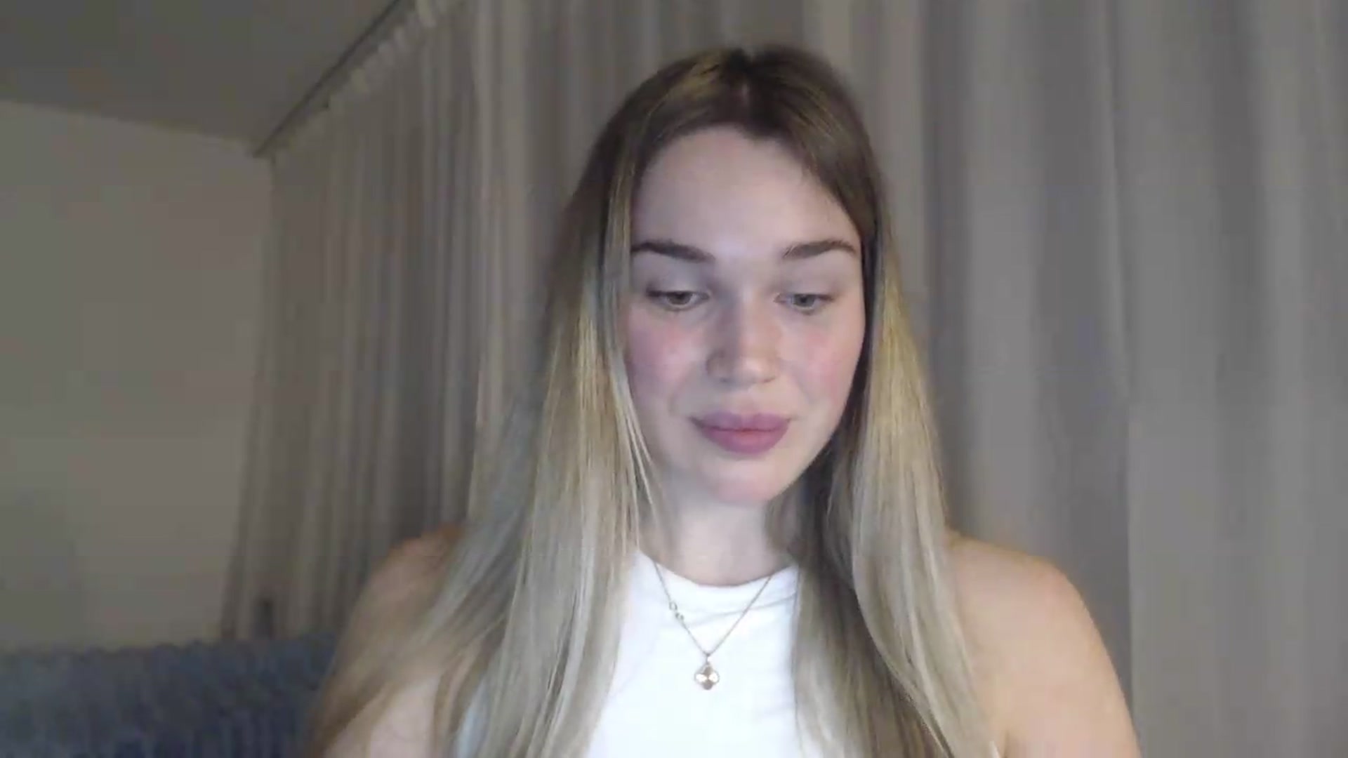 Gallery image thumbnail from Ooh_Cassie's myfreecams stream on, 05/15/2026, 18:58 image 15 of 20