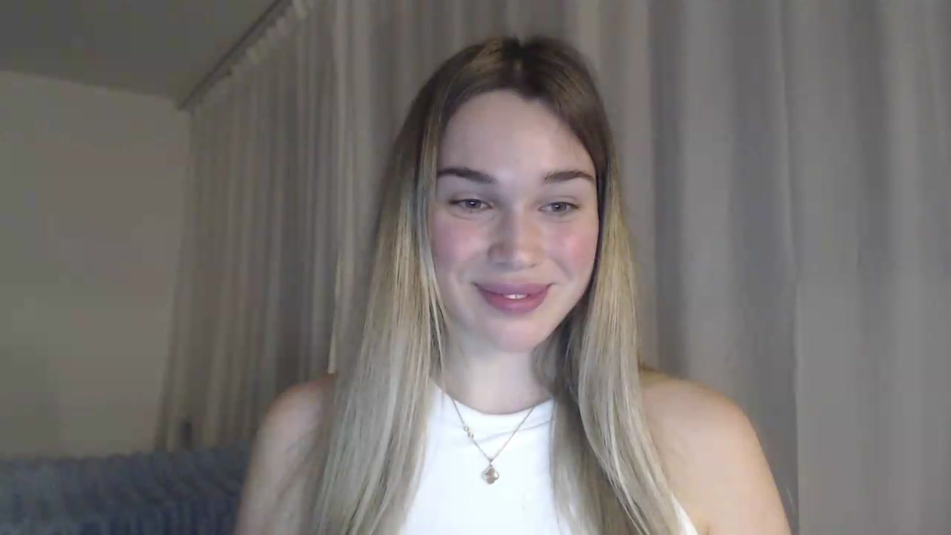 Gallery image thumbnail from Ooh_Cassie's myfreecams stream on, 05/15/2026, 18:58 image 16 of 20