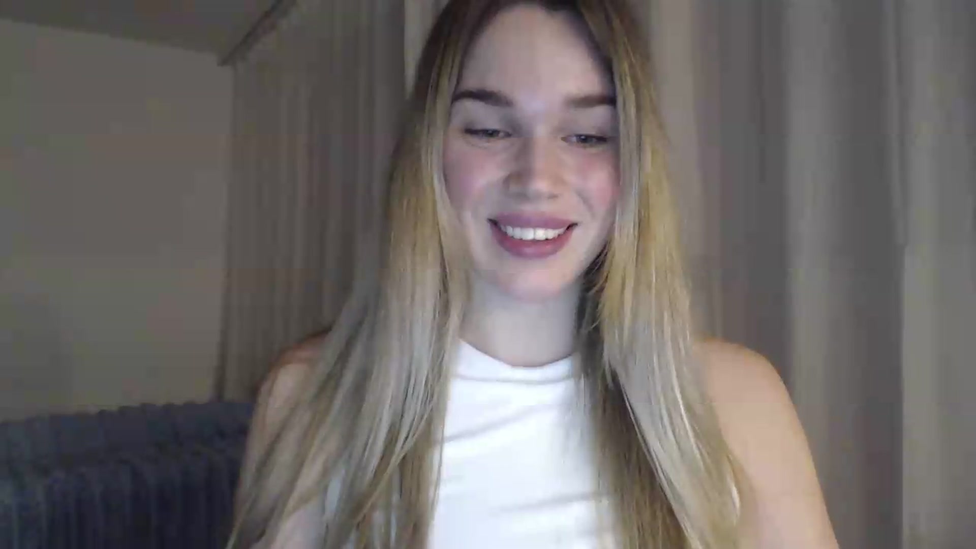 Gallery image thumbnail from Ooh_Cassie's myfreecams stream on, 05/16/2026, 23:54 image 17 of 20