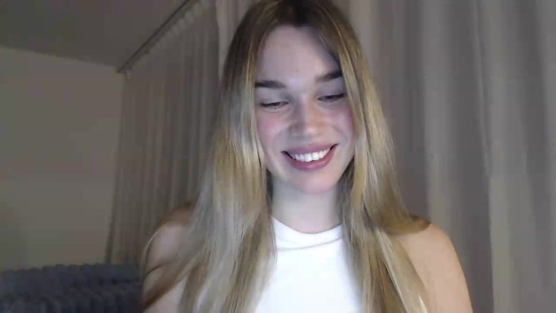 Gallery image thumbnail from Ooh_Cassie's myfreecams stream on, 05/16/2026, 23:54 image 10 of 20