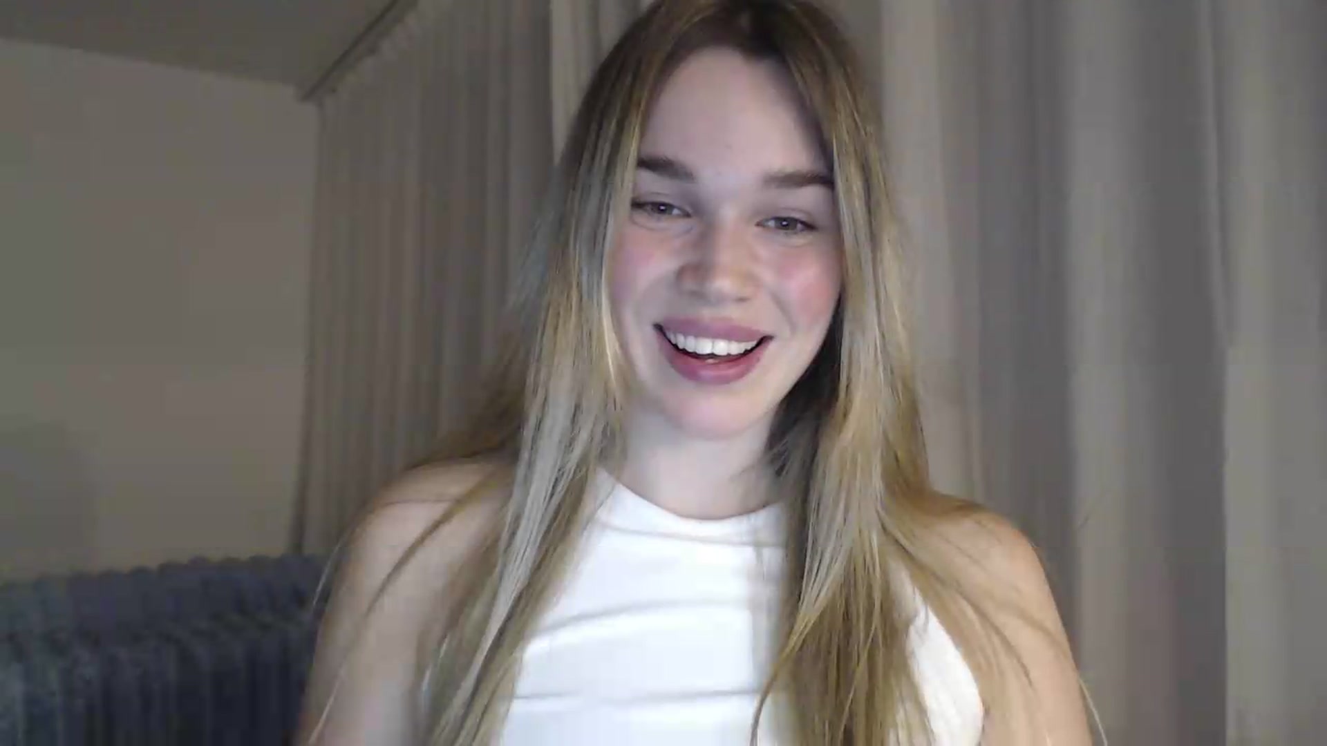Gallery image thumbnail from Ooh_Cassie's myfreecams stream on, 05/16/2026, 23:54 image 18 of 20
