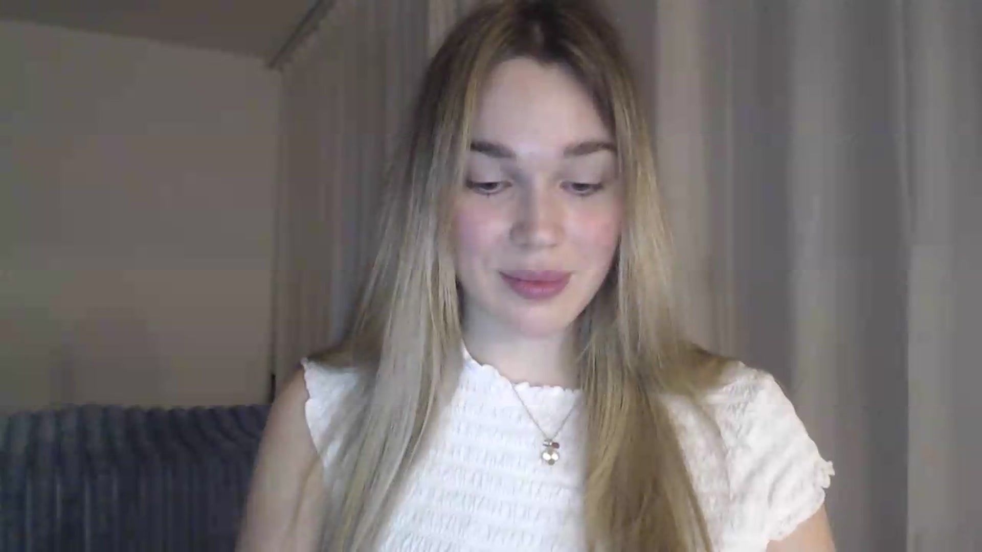 Gallery image thumbnail from Ooh_Cassie's myfreecams stream on, 05/18/2026, 18:42 image 17 of 20