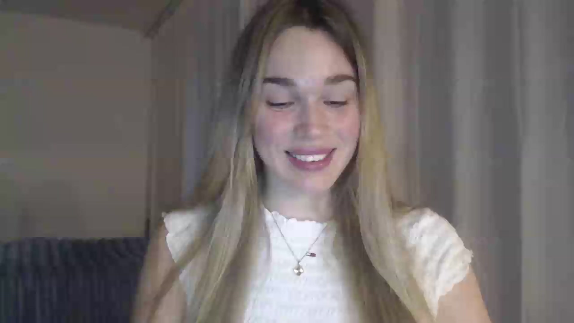 Gallery image thumbnail from Ooh_Cassie's myfreecams stream on, 05/18/2026, 18:42 image 4 of 20