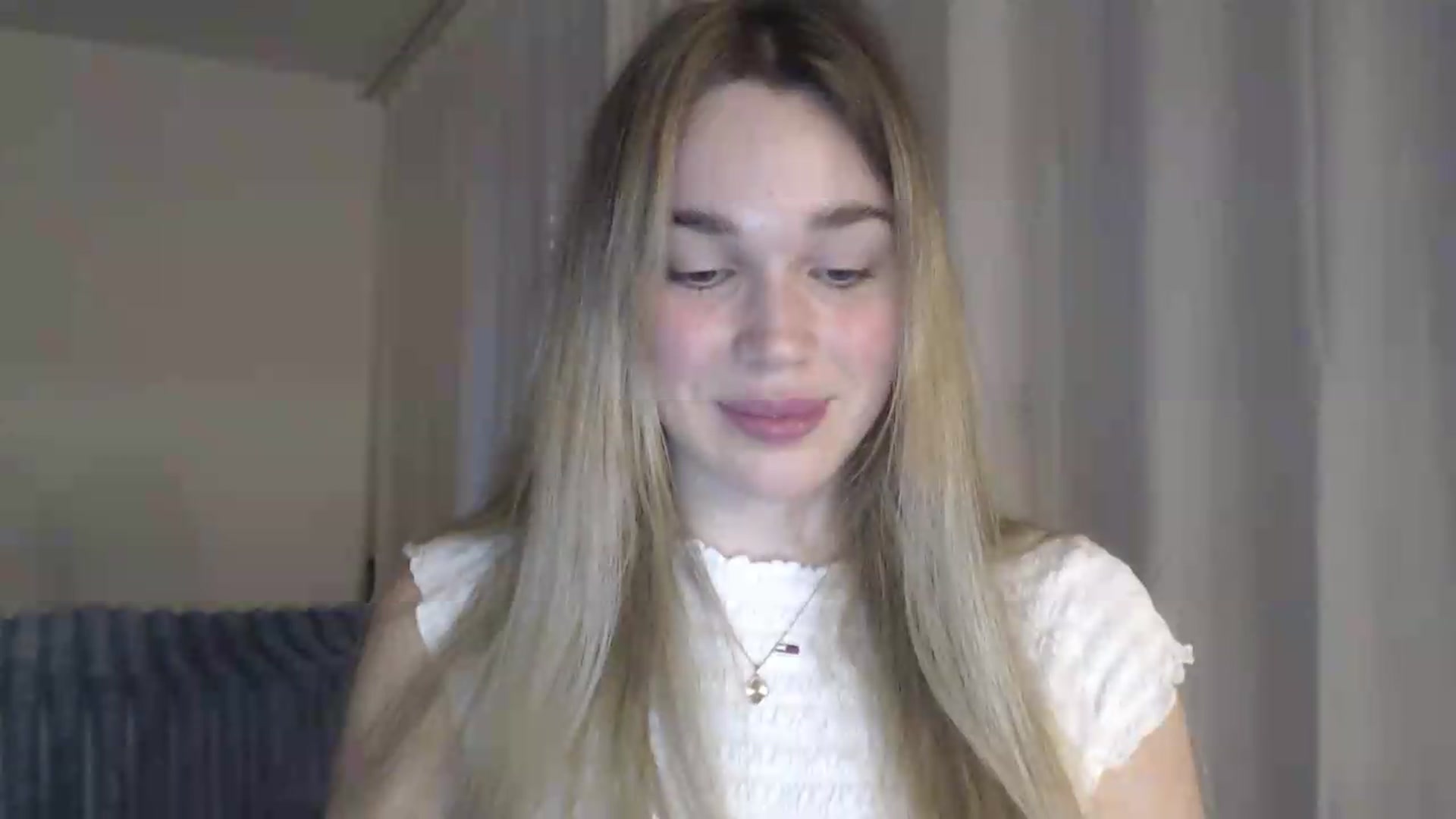 Gallery image thumbnail from Ooh_Cassie's myfreecams stream on, 05/18/2026, 18:42 image 5 of 20
