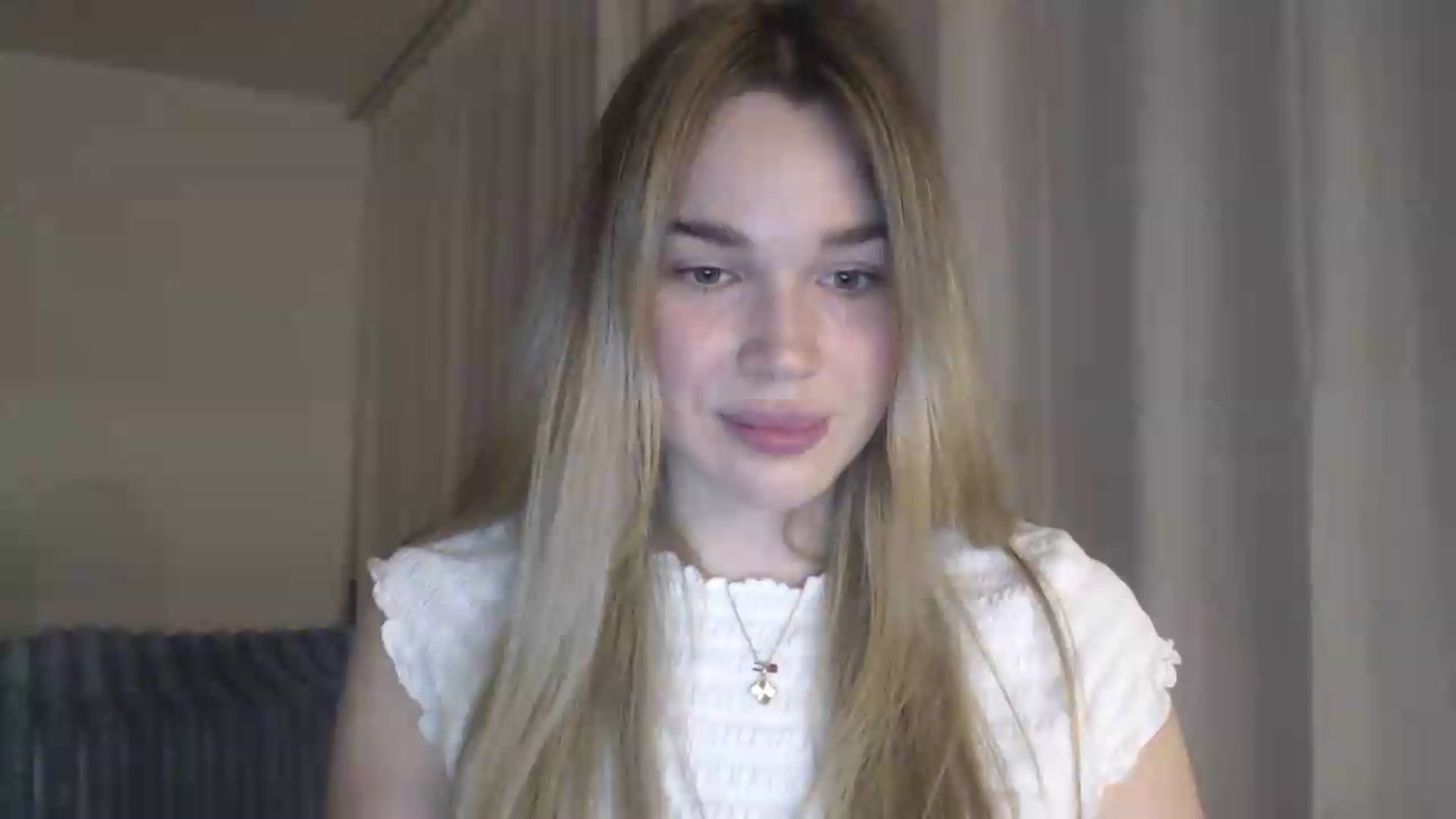 Gallery image thumbnail from Ooh_Cassie's myfreecams stream on, 05/18/2026, 20:03 image 8 of 20