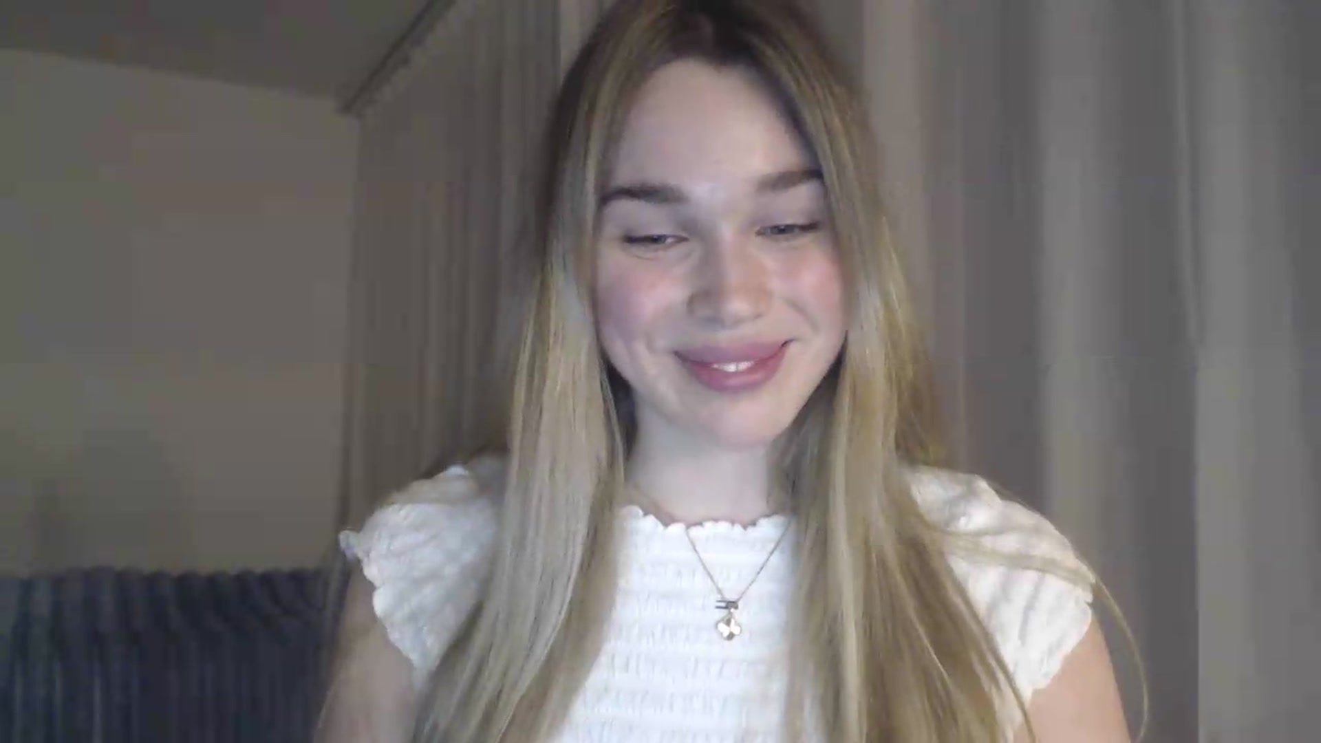Gallery image thumbnail from Ooh_Cassie's myfreecams stream on, 05/18/2026, 20:03 image 2 of 20