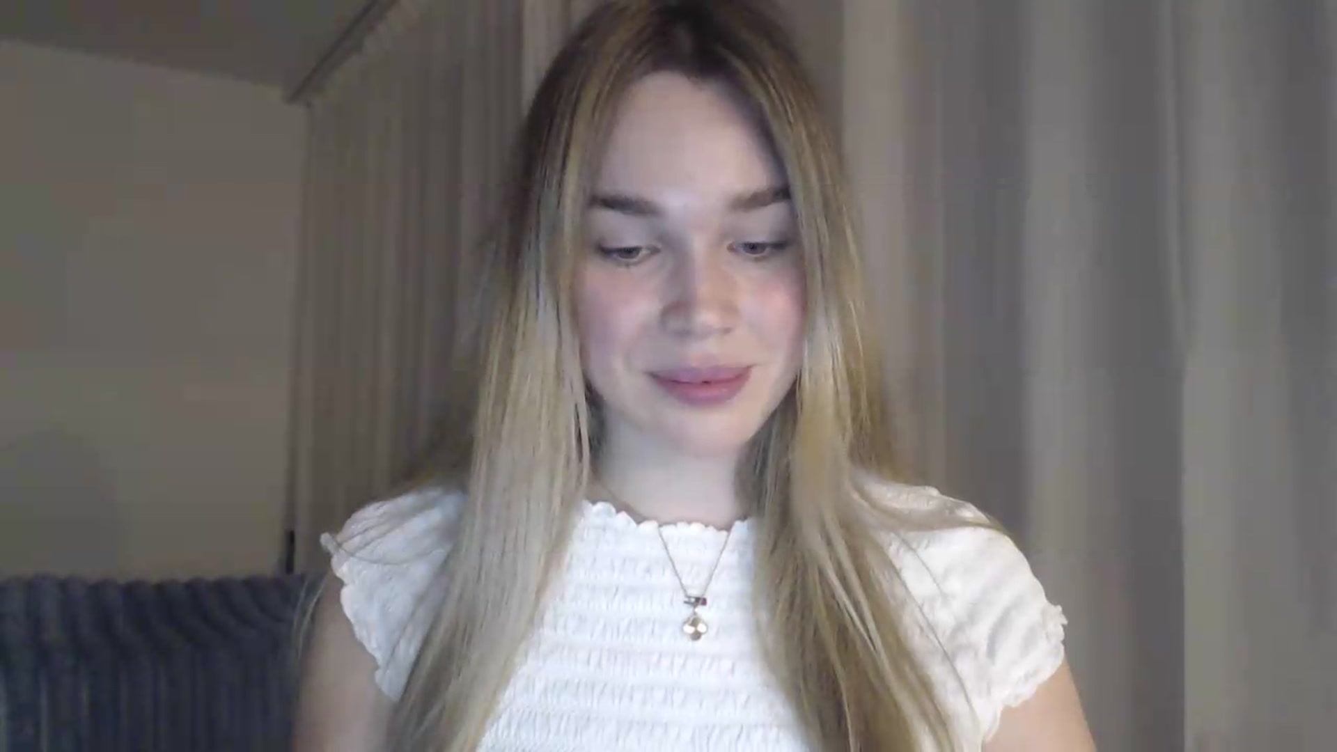 Gallery image thumbnail from Ooh_Cassie's myfreecams stream on, 05/18/2026, 20:03 image 16 of 20