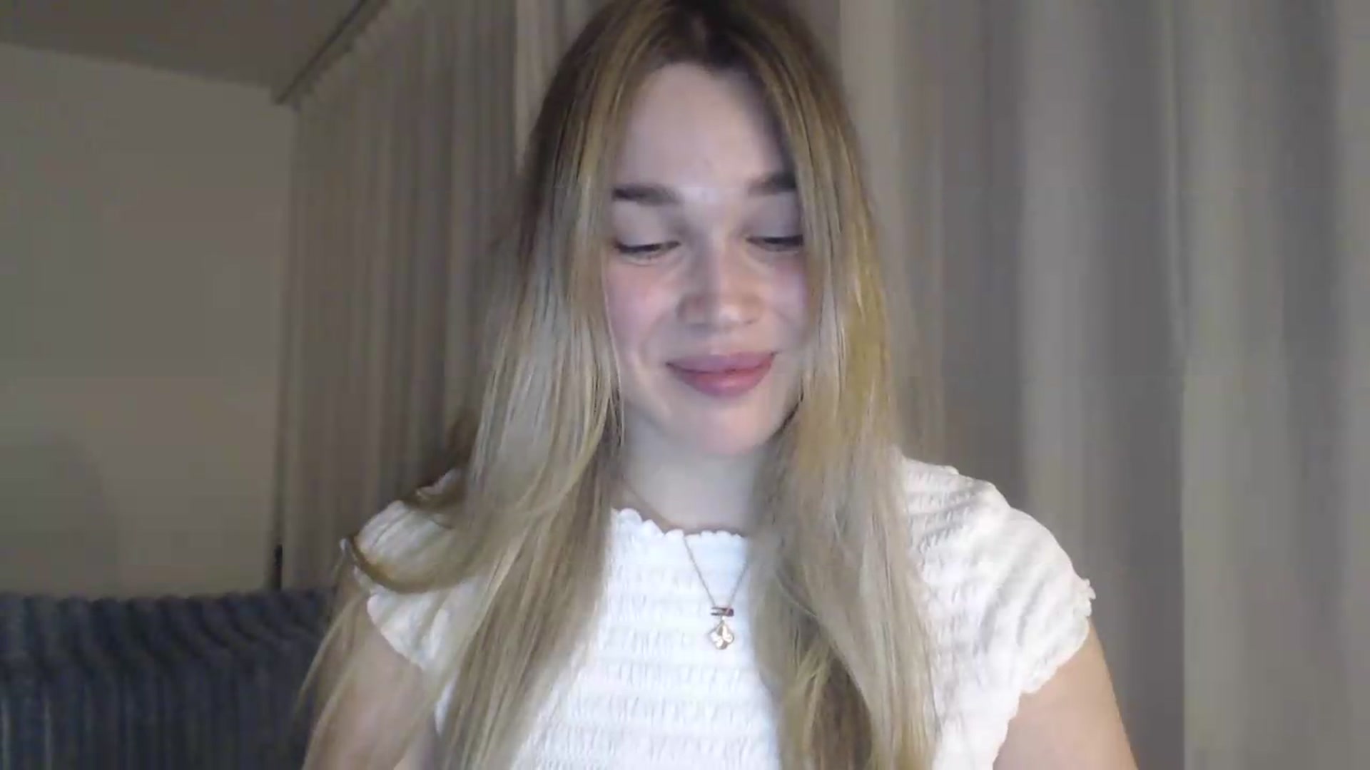Gallery image thumbnail from Ooh_Cassie's myfreecams stream on, 05/18/2026, 20:03 image 17 of 20