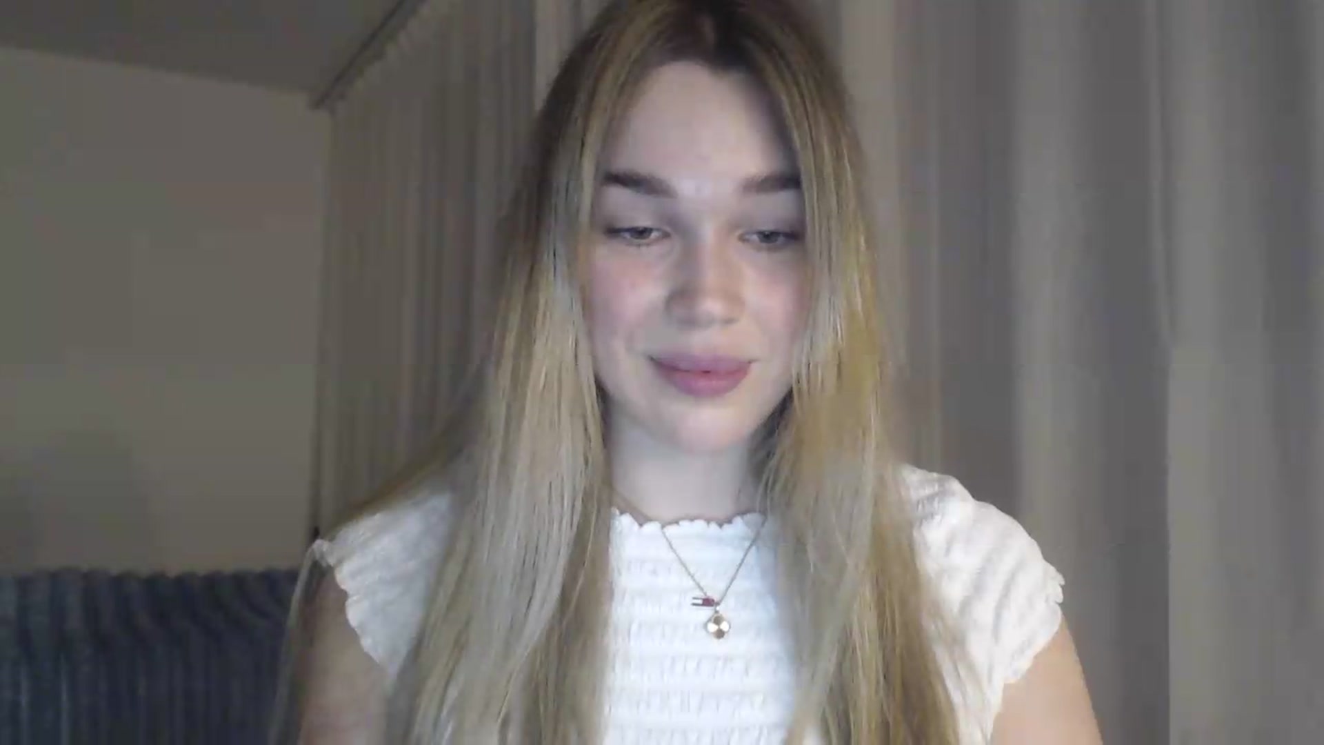 Gallery image thumbnail from Ooh_Cassie's myfreecams stream on, 05/18/2026, 20:03 image 3 of 20
