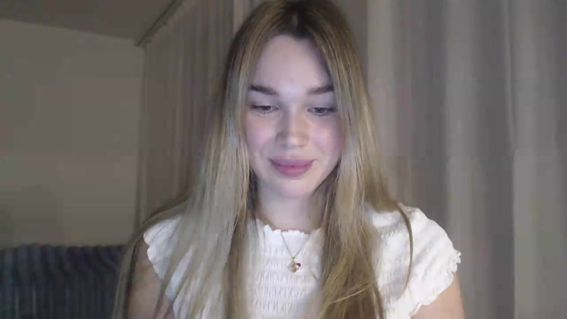 Gallery image thumbnail from Ooh_Cassie's myfreecams stream on, 05/18/2026, 20:03 image 10 of 20