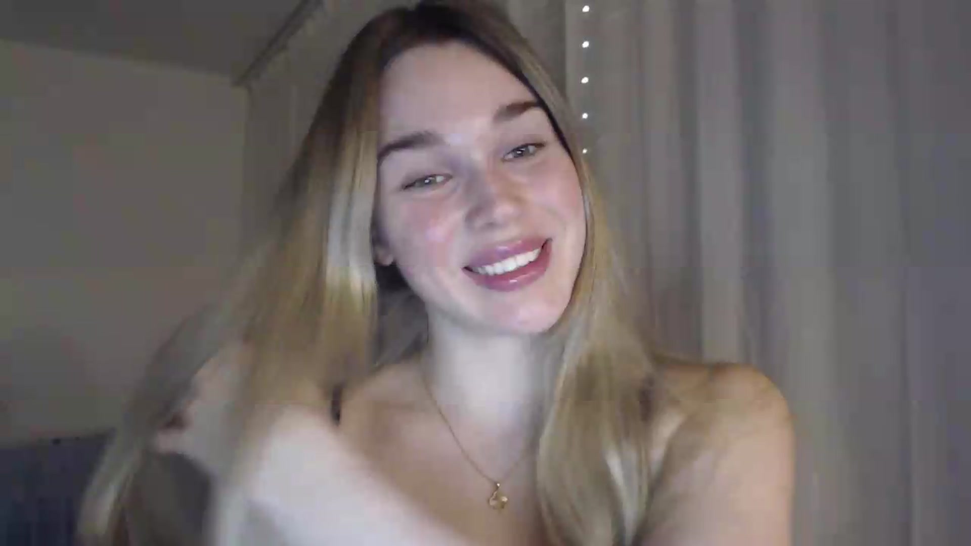 Gallery image thumbnail from Ooh_Cassie's myfreecams stream on, 05/22/2026, 18:53 image 5 of 20