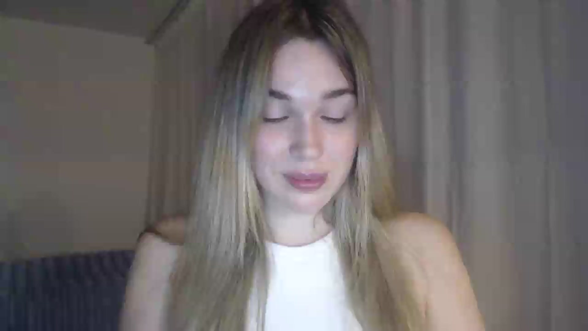Gallery image thumbnail from Ooh_Cassie's myfreecams stream on, 05/23/2026, 20:05 image 3 of 20
