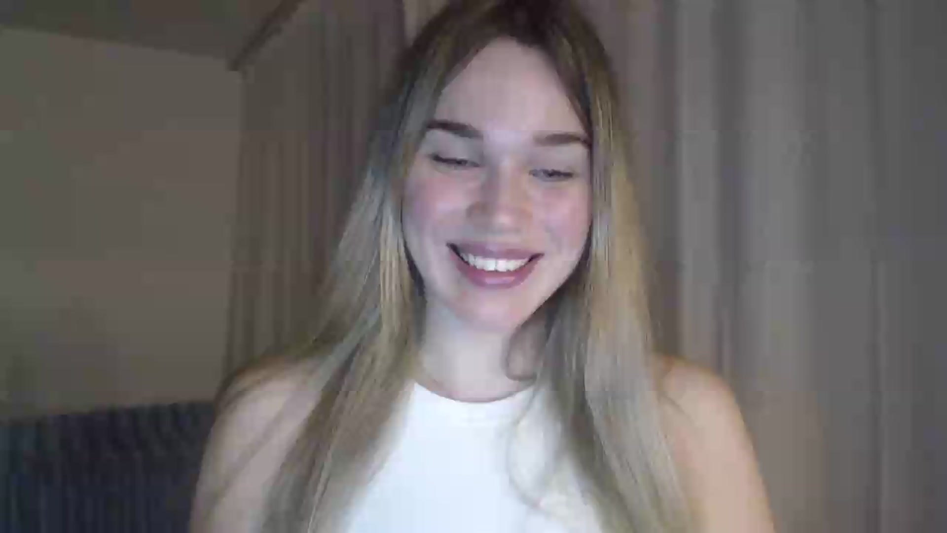 Gallery image thumbnail from Ooh_Cassie's myfreecams stream on, 05/23/2026, 20:05 image 9 of 20