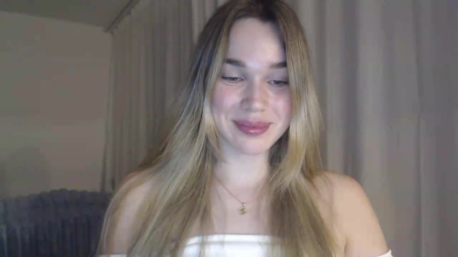 Gallery image thumbnail from Ooh_Cassie's myfreecams stream on, 05/24/2026, 20:02 image 15 of 20