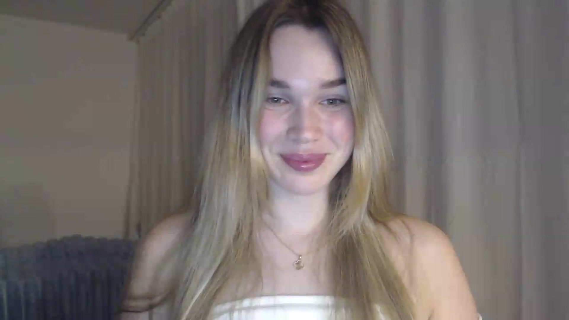 Gallery image thumbnail from Ooh_Cassie's myfreecams stream on, 05/24/2026, 20:02 image 20 of 20
