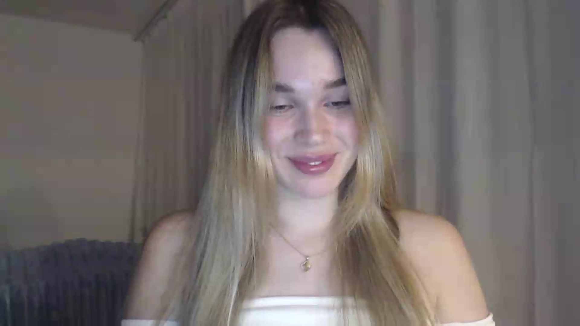 Gallery image thumbnail from Ooh_Cassie's myfreecams stream on, 05/24/2026, 20:02 image 8 of 20
