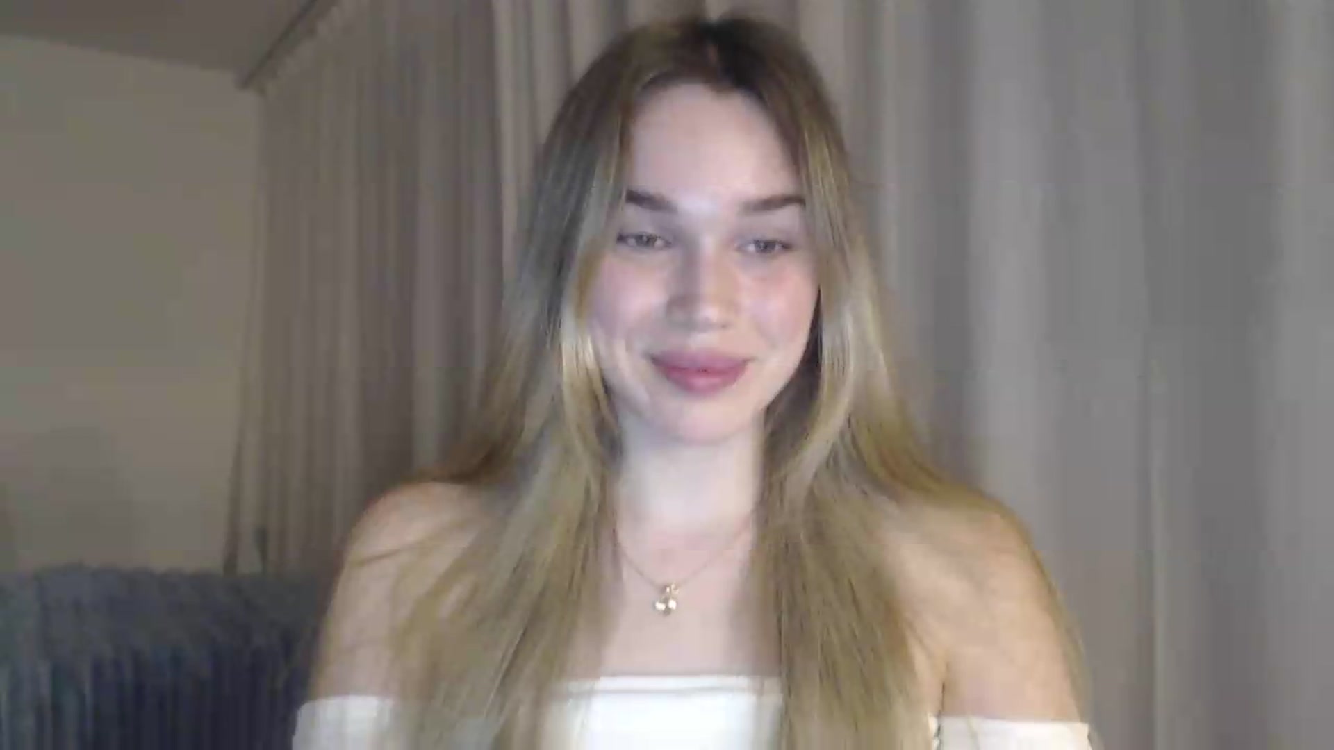 Gallery image thumbnail from Ooh_Cassie's myfreecams stream on, 05/25/2026, 24:00 image 6 of 20
