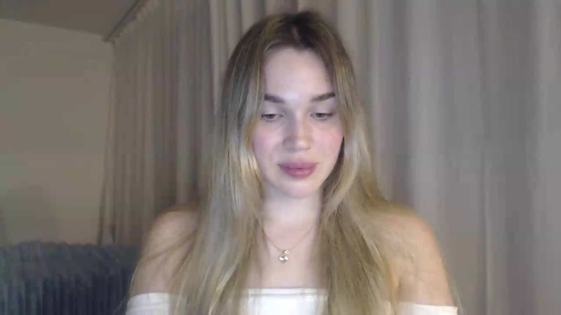 Gallery image thumbnail from Ooh_Cassie's myfreecams stream on, 05/25/2026, 24:00 image 11 of 20
