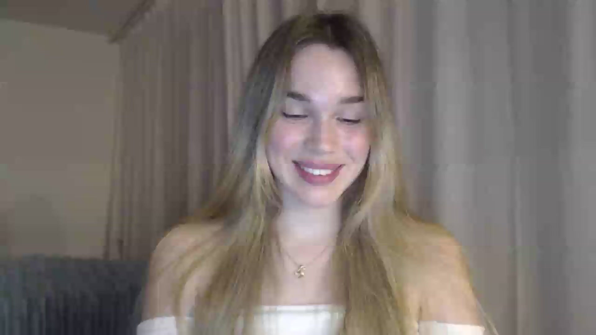 Gallery image thumbnail from Ooh_Cassie's myfreecams stream on, 05/25/2026, 24:00 image 17 of 20