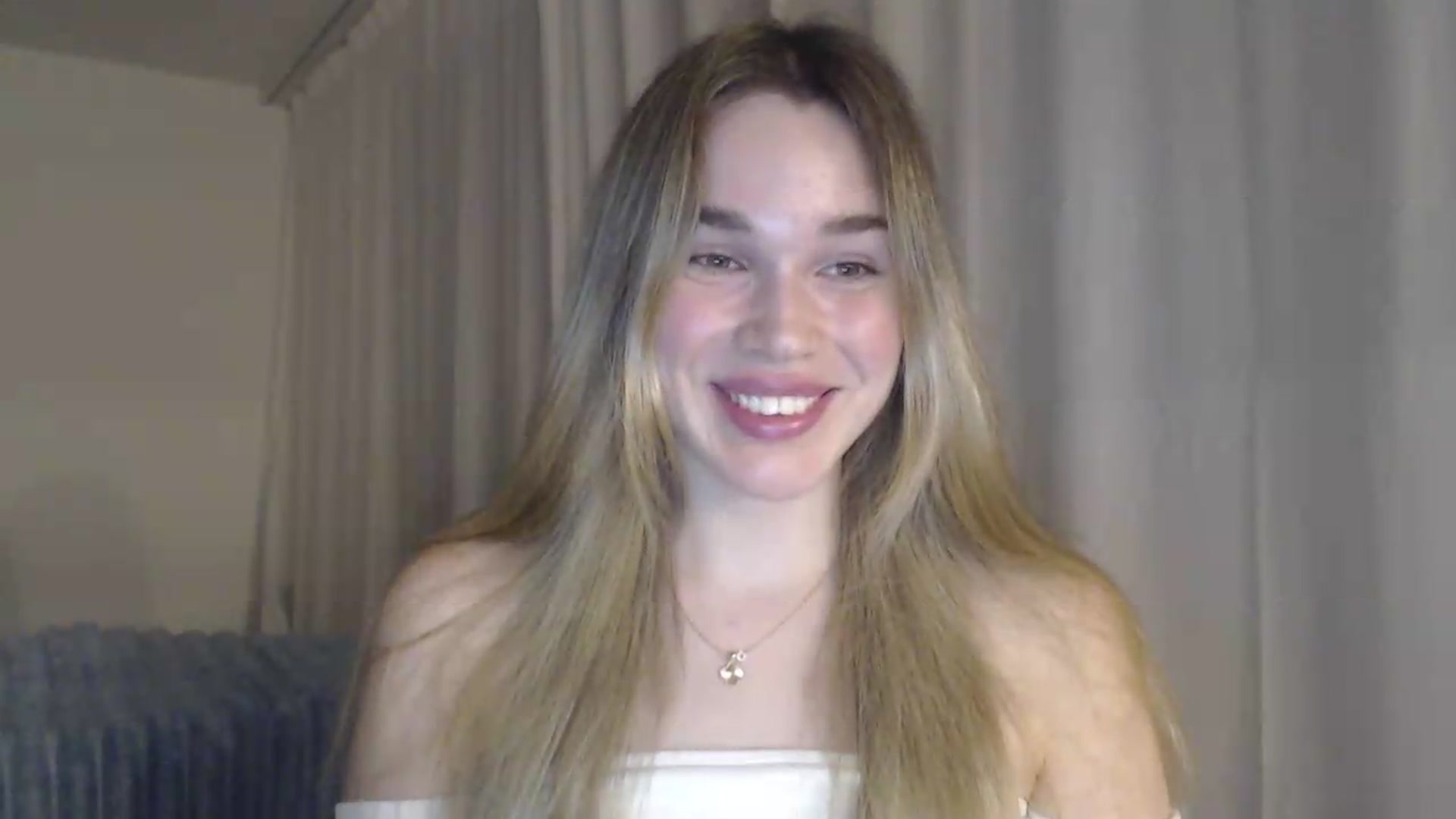 Gallery image thumbnail from Ooh_Cassie's myfreecams stream on, 05/25/2026, 24:00 image 7 of 20