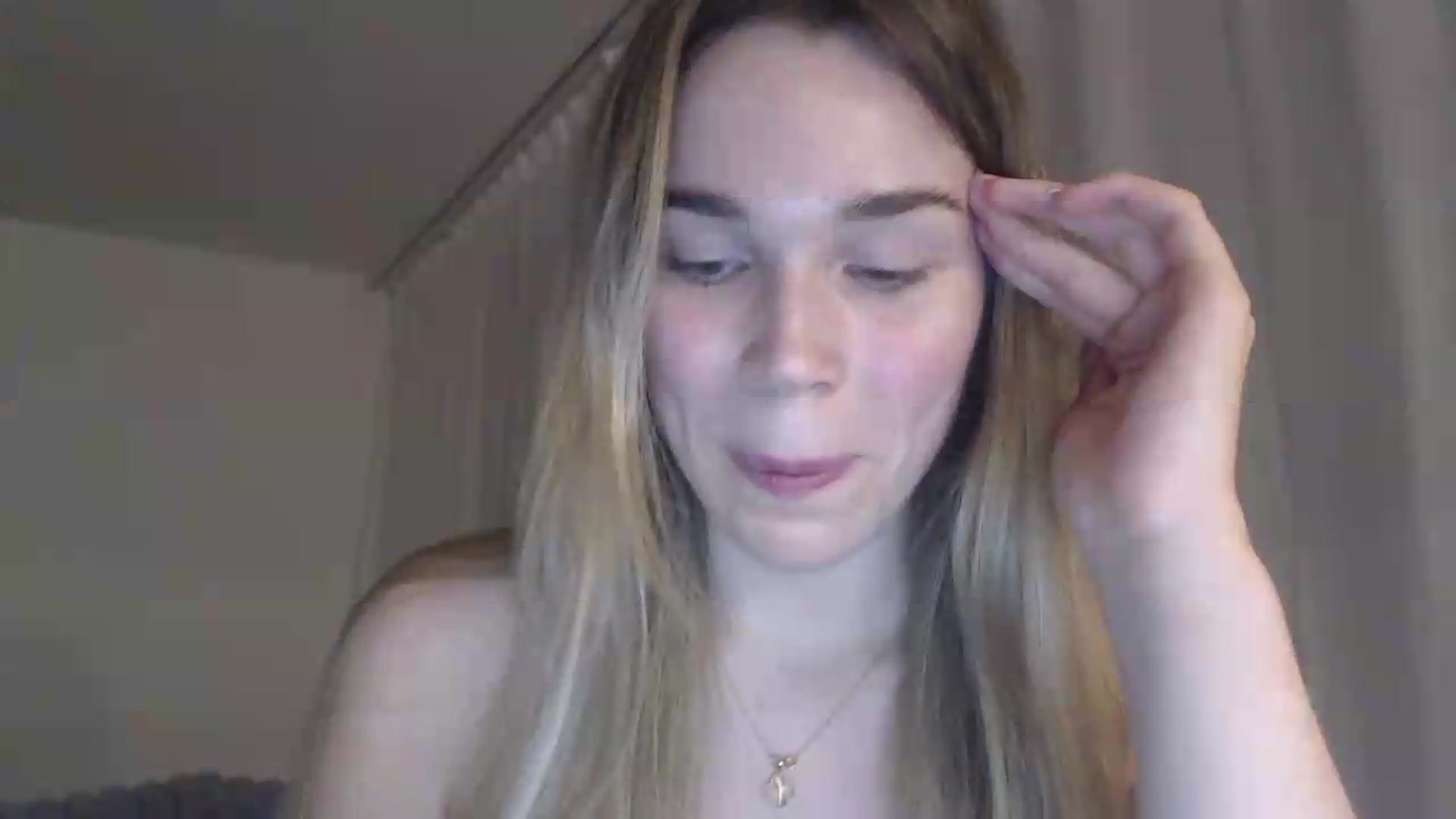 Gallery image thumbnail from Ooh_Cassie's myfreecams stream on, 05/25/2026, 24:44 image 14 of 20