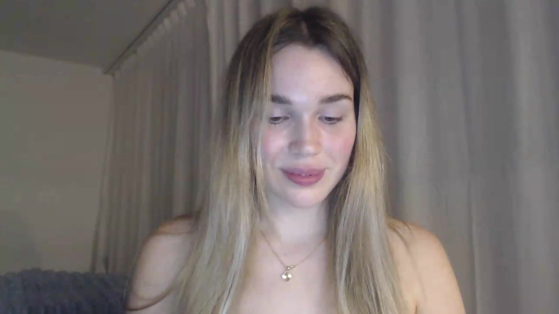 Gallery image thumbnail from Ooh_Cassie's myfreecams stream on, 05/25/2026, 24:44 image 7 of 20