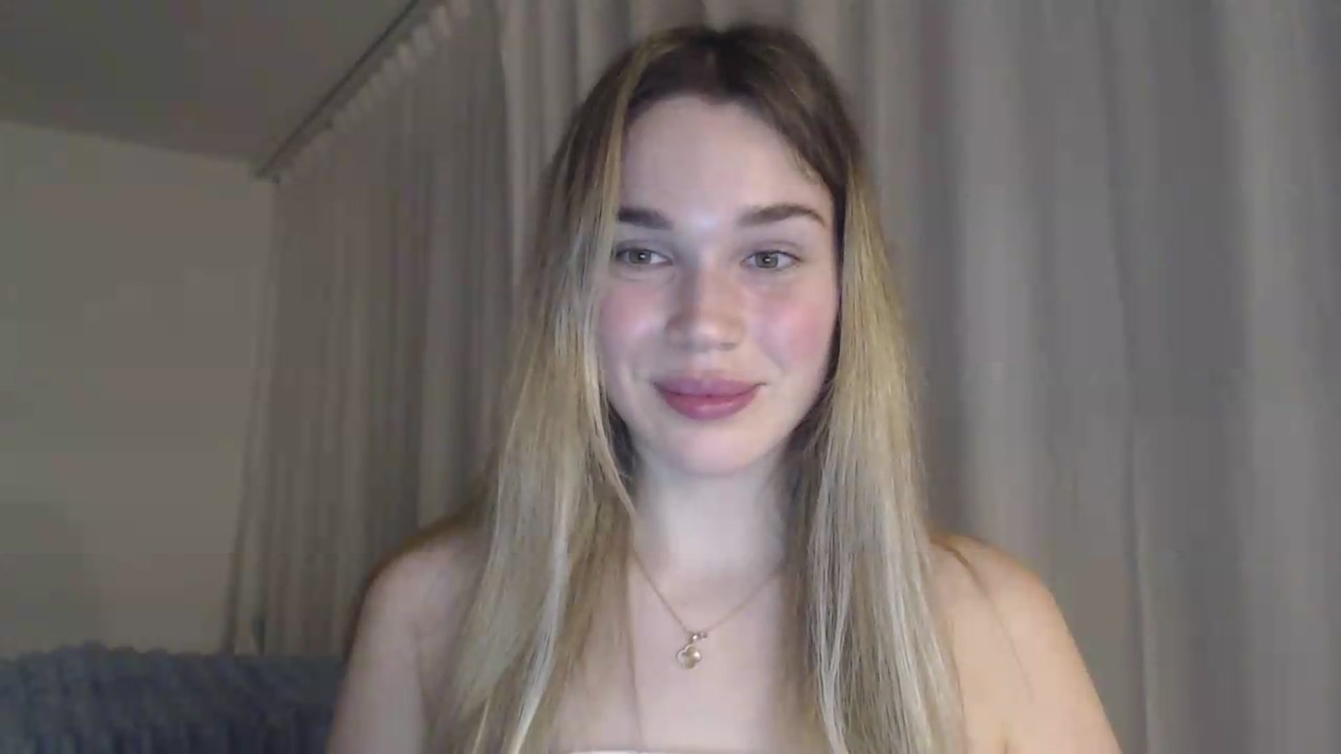 Gallery image thumbnail from Ooh_Cassie's myfreecams stream on, 05/25/2026, 24:44 image 9 of 20